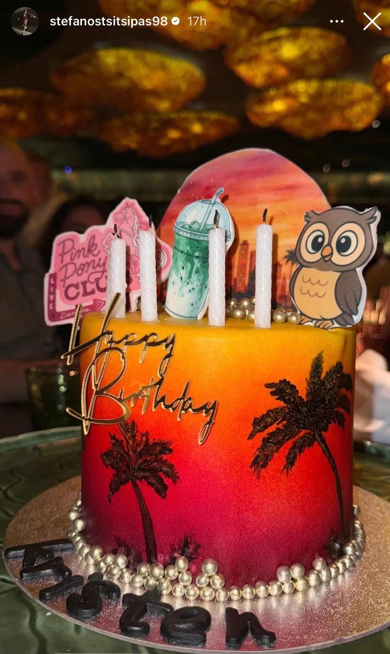 Στέφανος Τσιτσιπάς: Η ρομαντική βραδιά για τα γενέθλια της συντρόφου του και η ξεχωριστή τούρτα έκπληξη