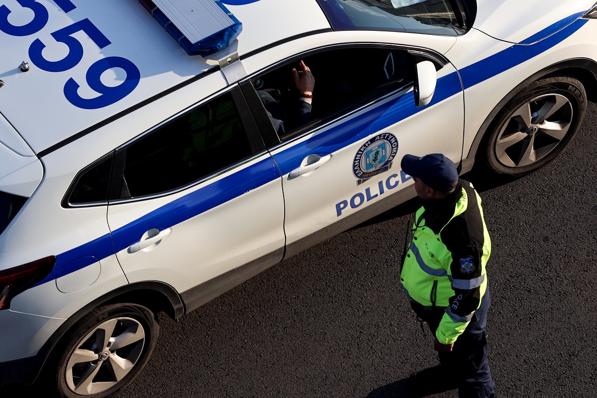 Θεσσαλονίκη: Σύλληψη 23χρονου για οδήγηση με 170 χλμ/ώρα στην Ε.Ο. Θεσσαλονίκης – Μουδανιών