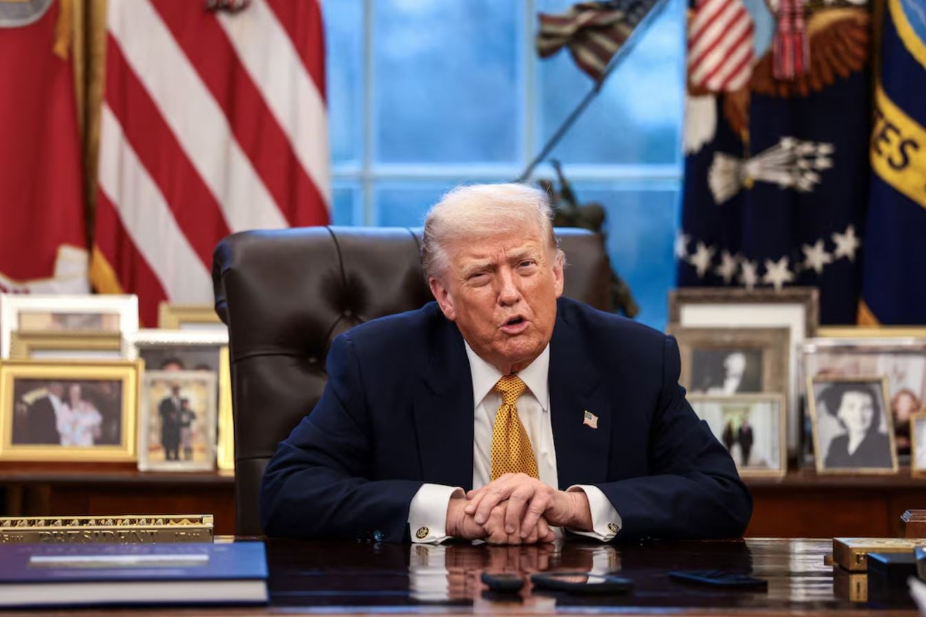 Ντόναλντ Τραμπ: Το «αίνιγμα» των αντιφατικών δηλώσεών του για το Ιράν και οι αντιδράσεις στις ΗΠΑ – «Φαίνεται εκτός ελέγχου»