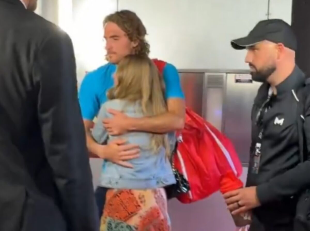 Στέφανος Τσιτσιπάς: Η τρυφερή στιγμή με τη σύντροφό του μετά τον θρίαμβο στη Μαδρίτη