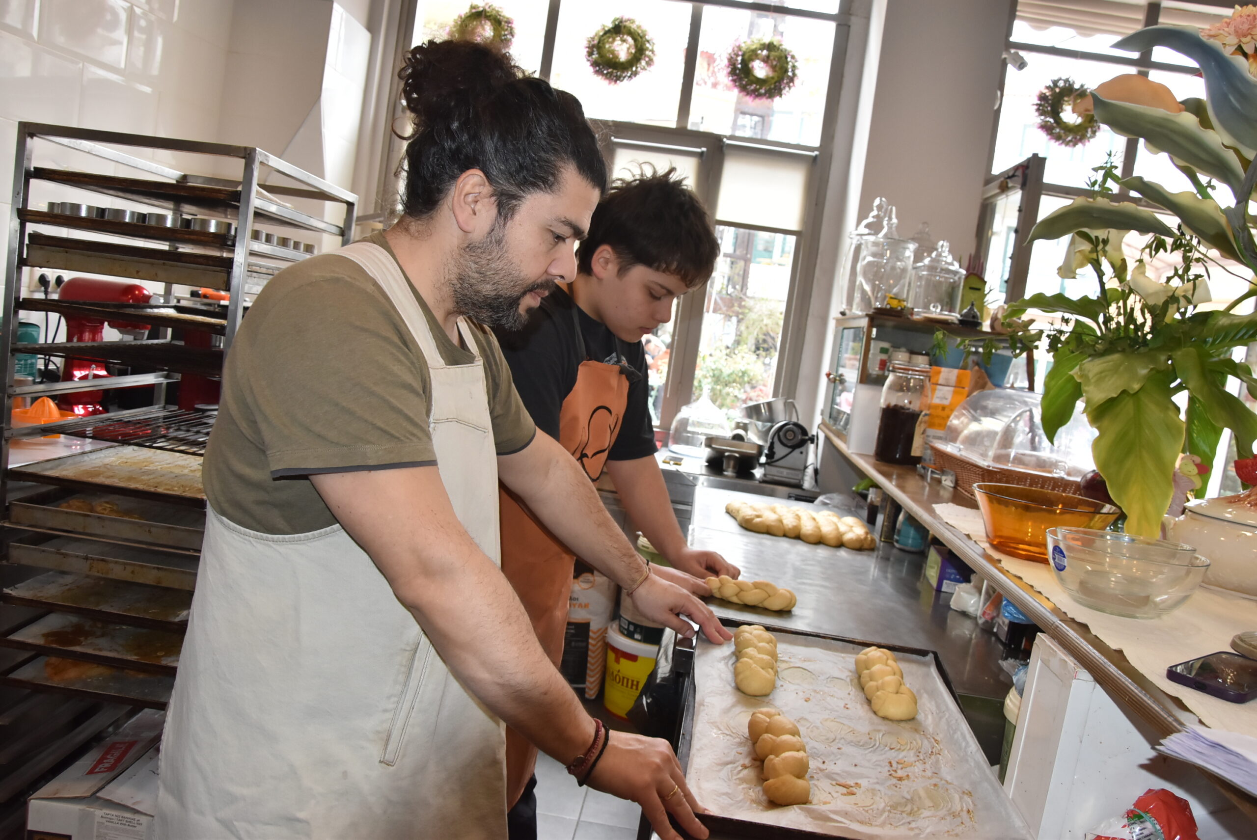 Μυτιλήνη: Το μοναδικό τσουρέκι ζαχαροπλαστείου και η κρυφή ιστορία της συνταγής του