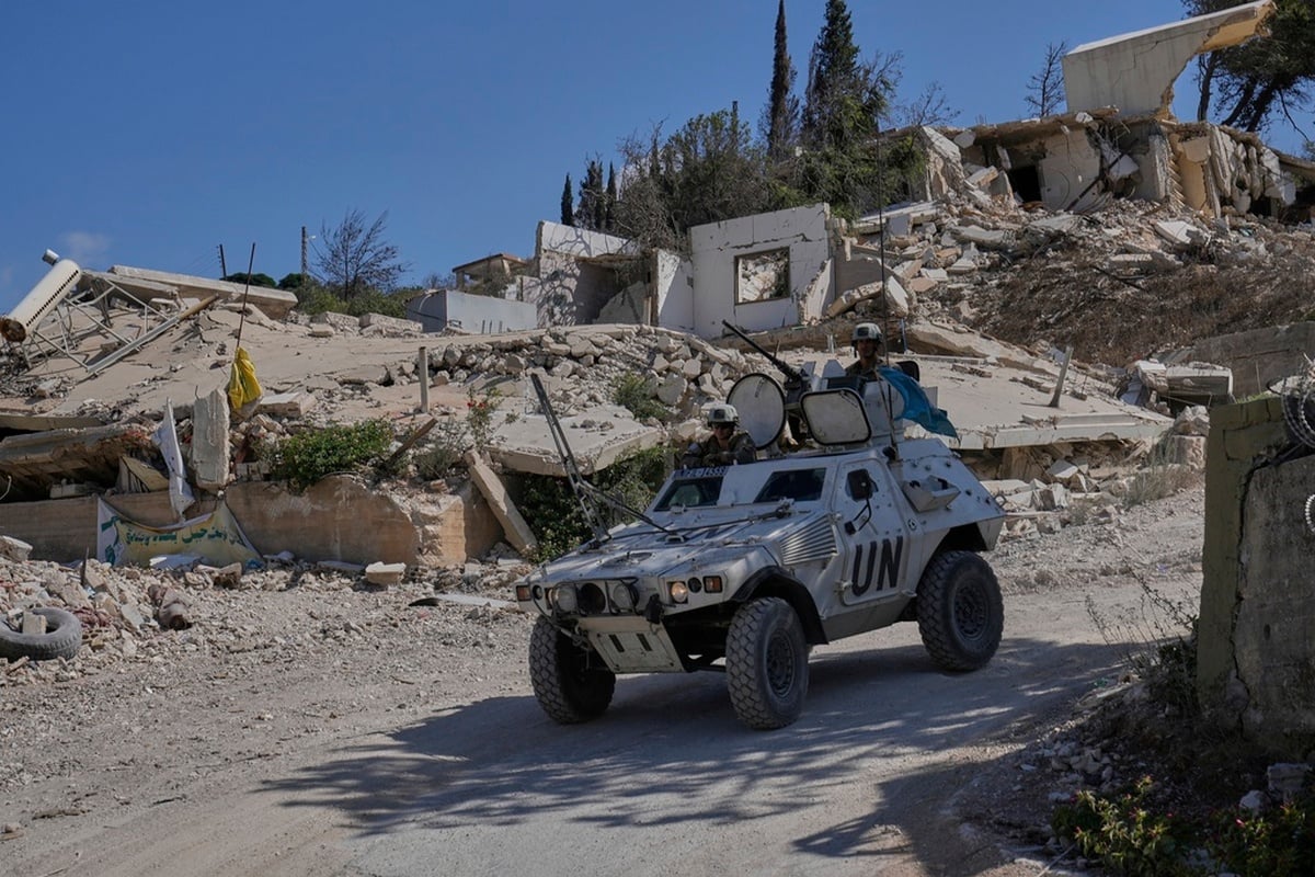 Η κυβέρνηση Μελόνι καταδικάζει την επίθεση του Ισραήλ σε ιταλικό όχημα του ΟΗΕ και απαιτεί τον τερματισμό της σύγκρουσης στον Λίβανο