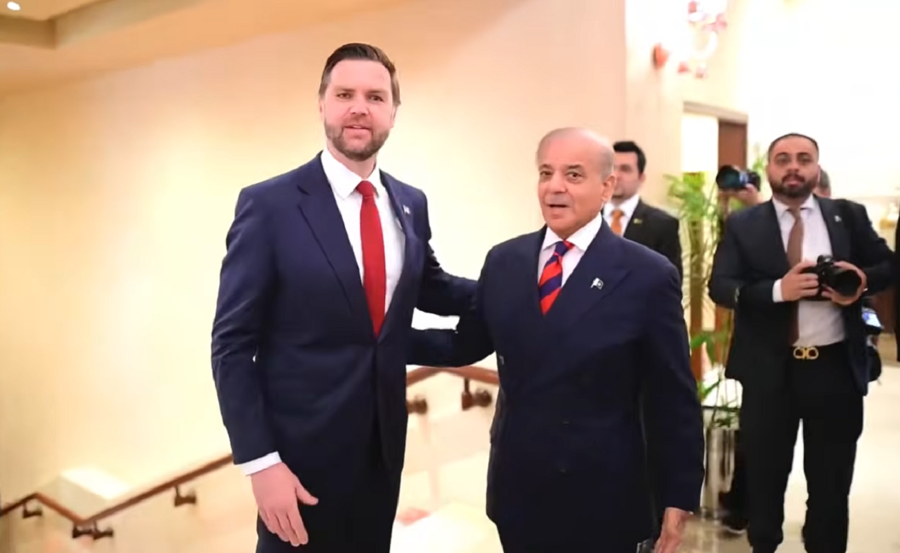 Συζητήσεις στο Ισλαμαμπάντ: Επαφές Σαρίφ με Βανς και ιρανική αποστολή – Βίντεο από τις συναντήσεις