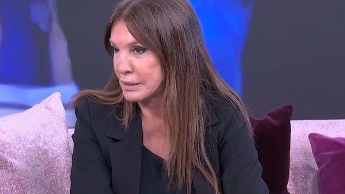 Η Βάνα Μπάρμπα αποκαλύπτει τις απόψεις της για τη μητρότητα – «Δεν είναι όλοι κατάλληλοι για γονείς»