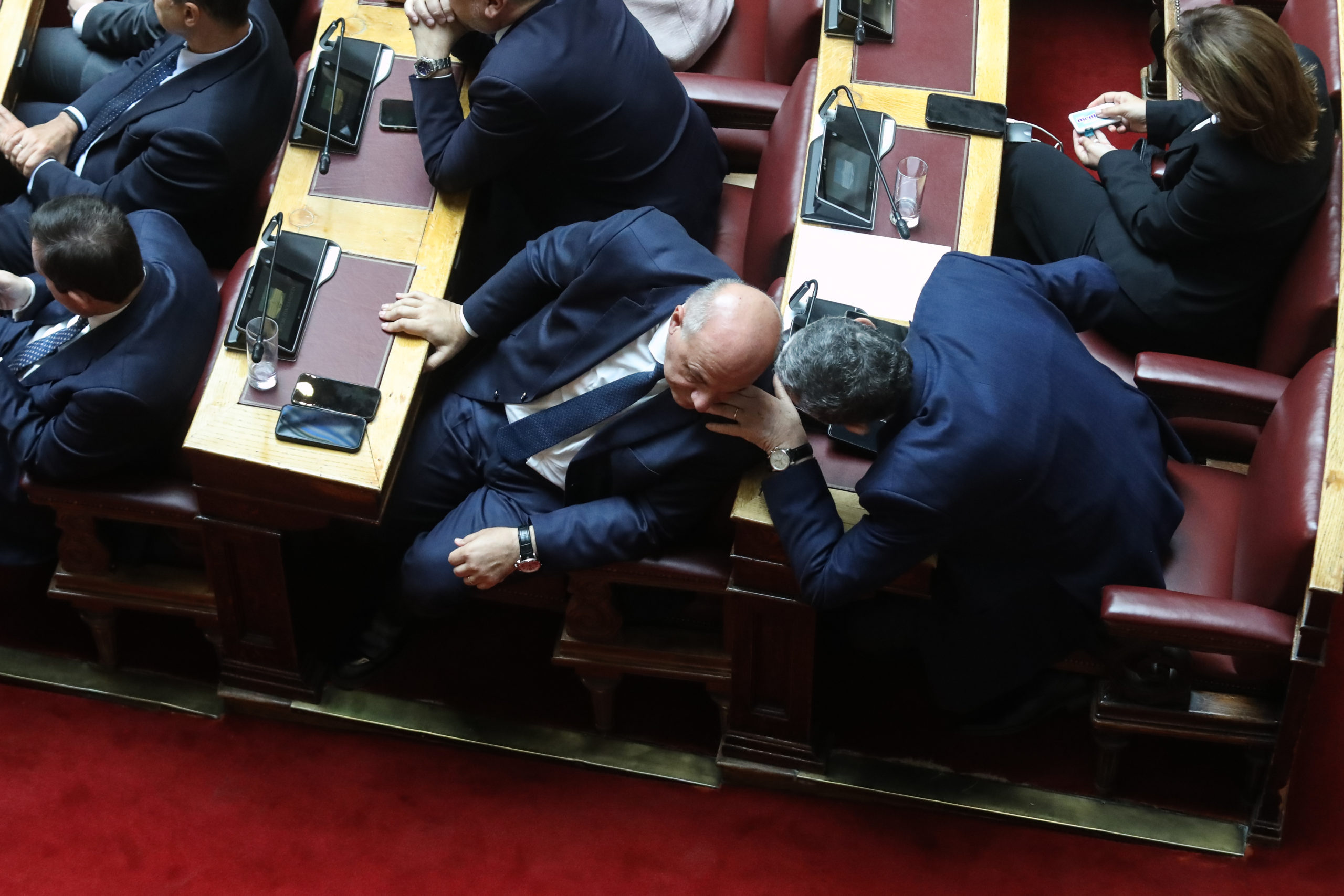 Βουλή, Άρση ασυλίας, πηγαδάκια