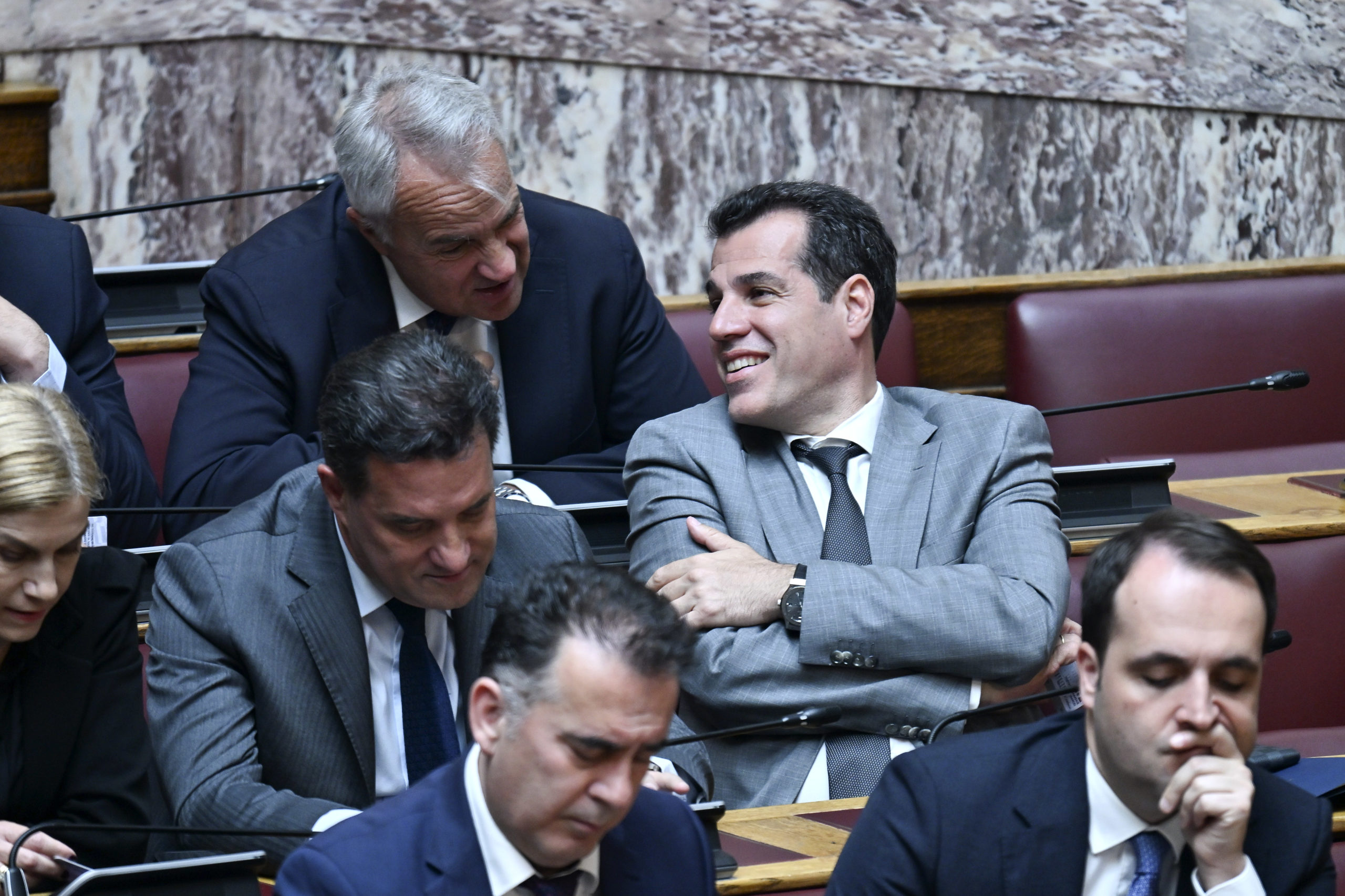 Βουλή, Άρση ασυλίας, πηγαδάκια