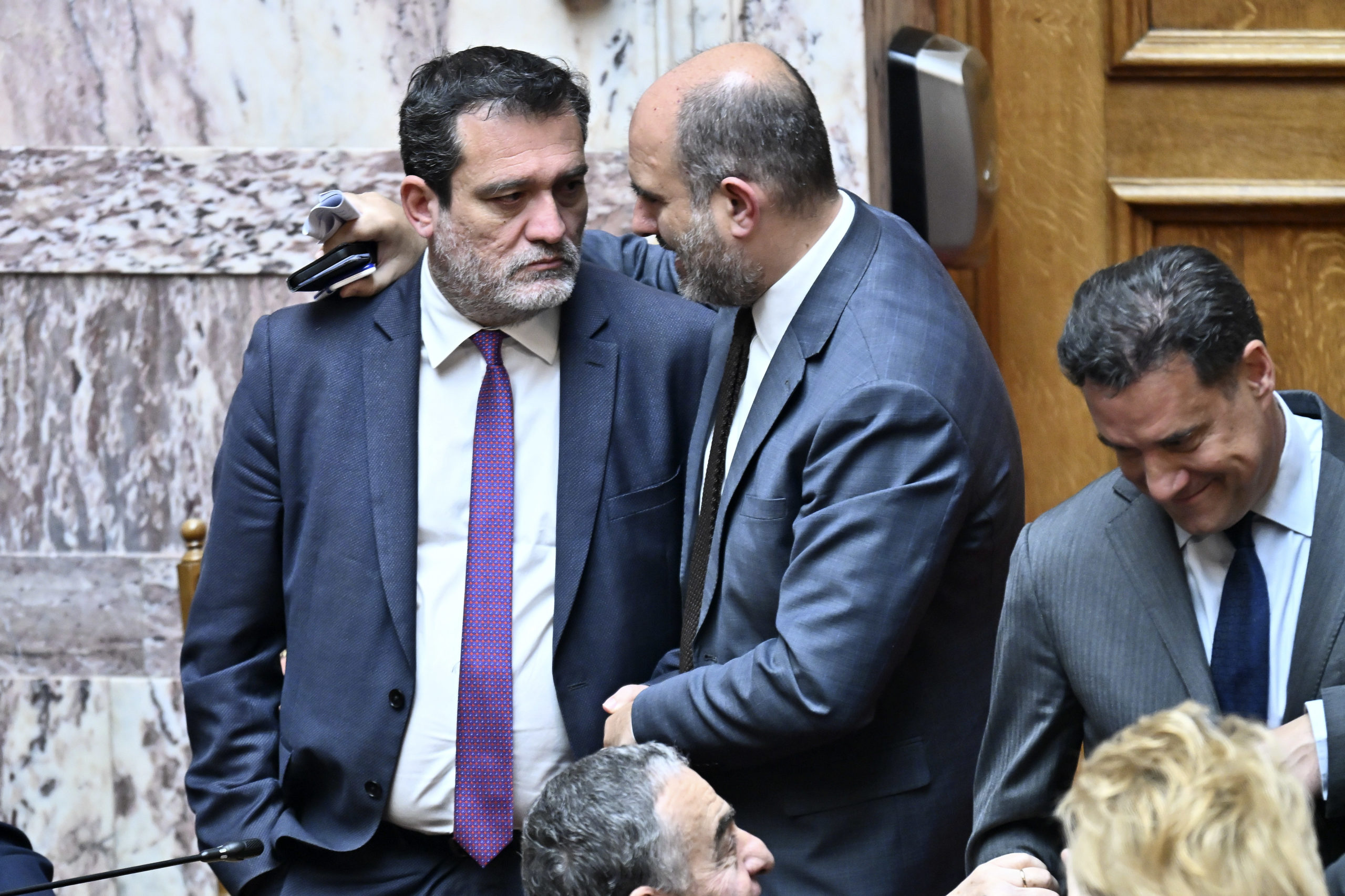 Βουλή, Άρση ασυλίας, πηγαδάκια