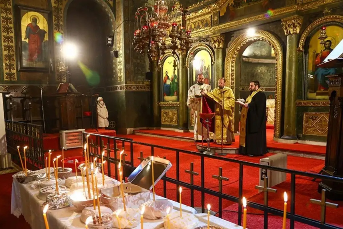 Ψυχοσάββατο 2026: Πότε είναι το δεύτερο και τελευταίο Ψυχοσάββατο της χρονιάς – Τι σημαίνουν τα «Χρυσά Κόλλυβα»