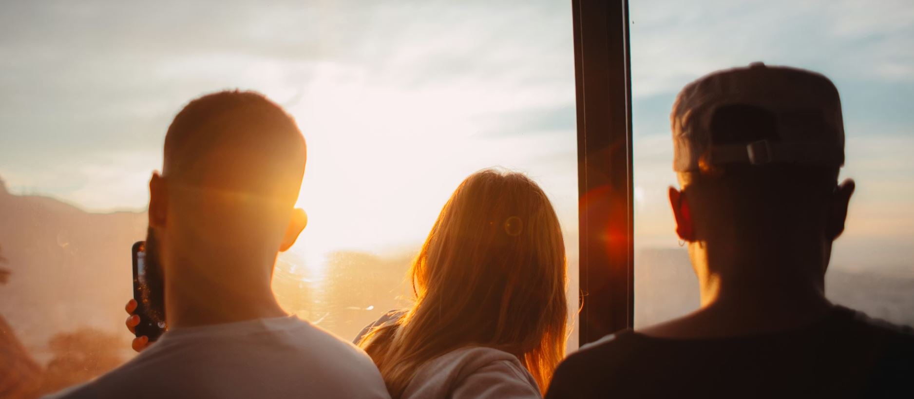 Home 65 Youth Pass: Ξεκίνησαν οι αιτήσεις στην πλατφόρμα – Ποιοι δικαιούνται και τα ποσά