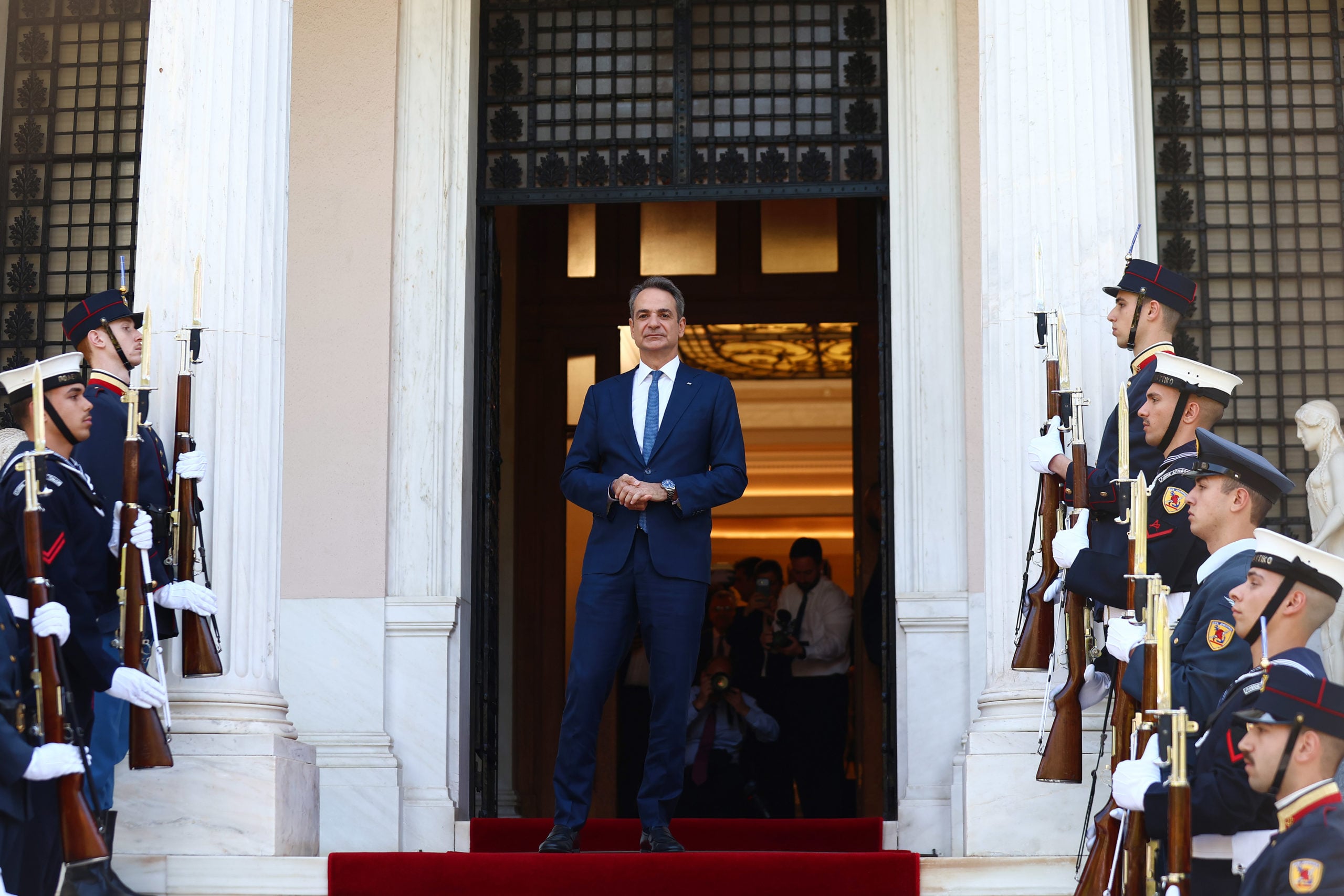 Το σχέδιο Μητσοτάκη για το νέο Σύνταγμα – Οι ριζικές μεταρρυθμίσεις που προτείνει η κυβέρνηση