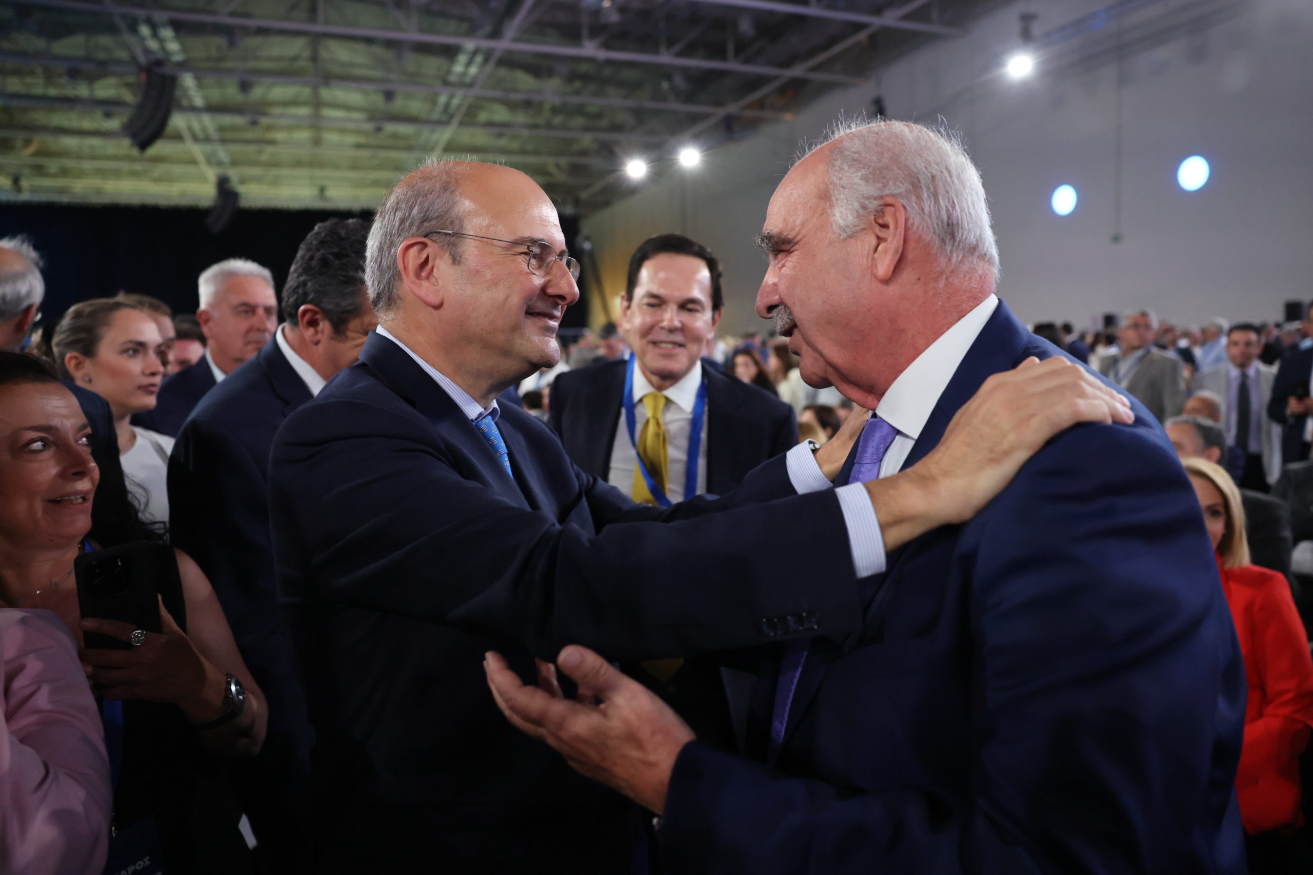 Μητσοτάκης: Η στρατηγική της ΝΔ για το 2030, τα μηνύματα στο Συνέδριο και η αντίδραση στην αντιπολίτευση