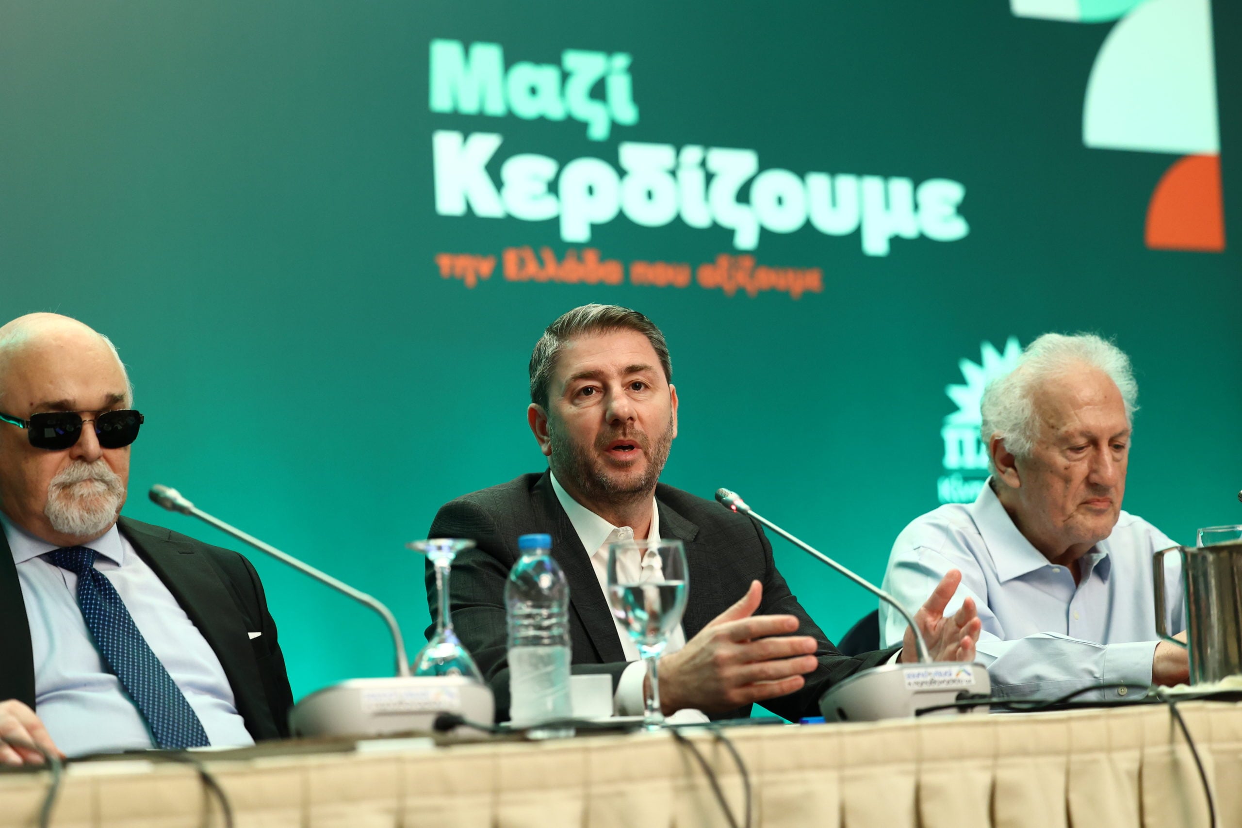 Ανδρουλάκης: «Μαζί θα δώσουμε τη μάχη στην κοινωνία, γιατί το πρόγραμμα του ΠΑΣΟΚ θα κάνει καλύτερη τη ζωή των πολιτών»