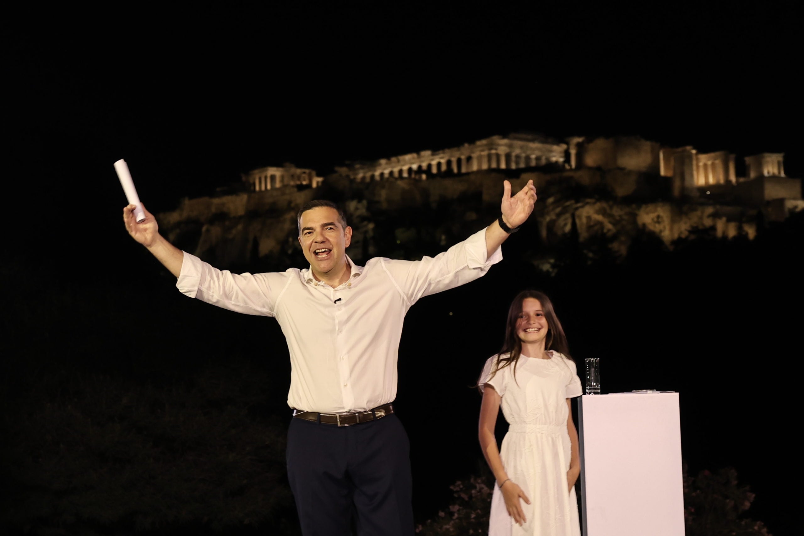 Αλέξης Τσίπρας: Τα μηνύματα και οι συμβολισμοί στην εκδήλωση για την «Ελληνική Αριστερή Συμπαράταξη – ΕΛΑΣ» – Οι αντιδράσεις