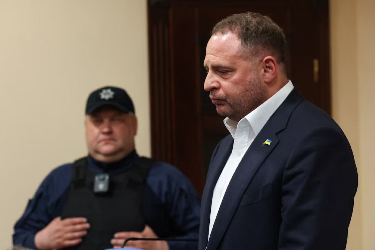 Ουκρανία: Ο Αντρίι Γέρμακ προφυλακίζεται για διαφθορά – Εγγύηση 3 εκατ. δολαρίων για τον πρώην στενό συνεργάτη του Ζελένσκι