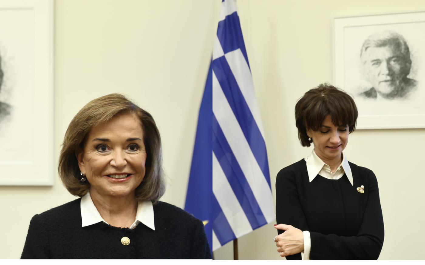 Ντόρα και Αλεξία Μπακογιάννη για απόφαση Χίου: Ακόμη και οι νεκροί έχουν δικαιώματα, η μνήμη τους δεν πρέπει να γίνεται αντικείμενο χυδαίας εκμετάλλευσης