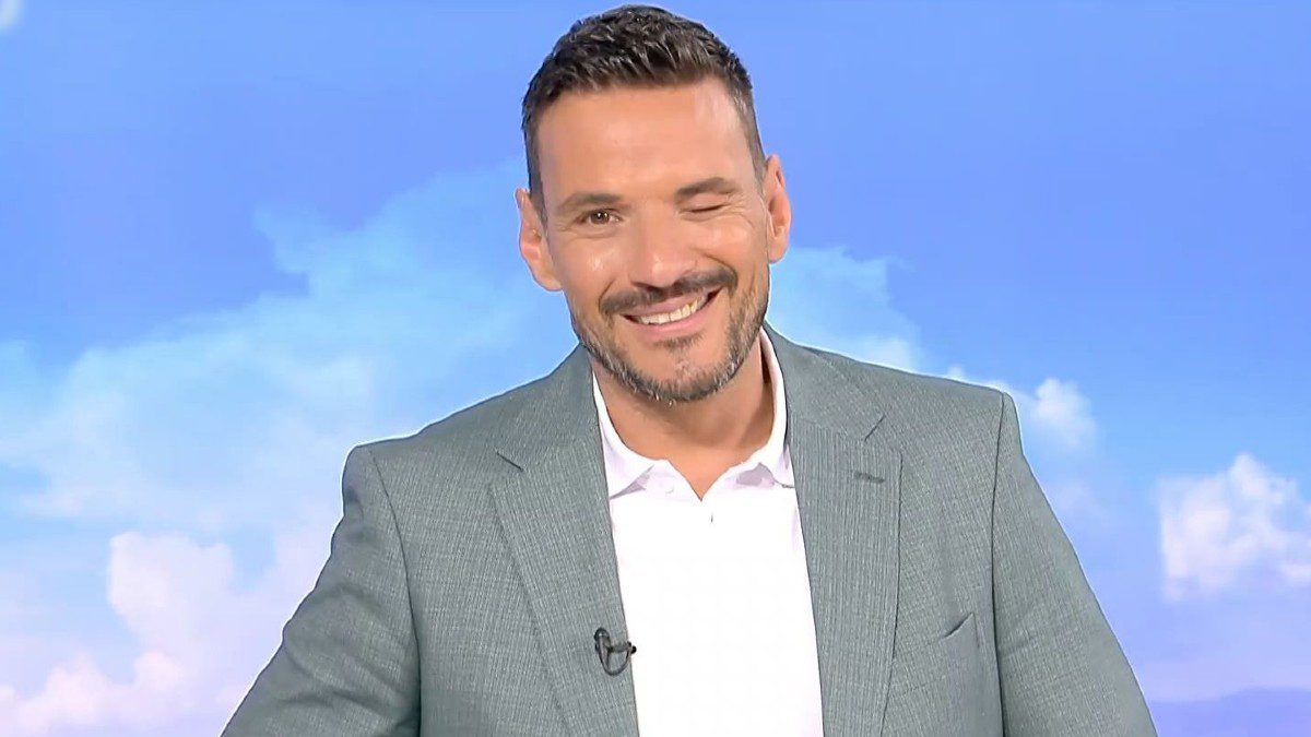 Κώστας Τσουρός: Αινιγματικά σχόλια μετά την είδηση για το πρόωρο φινάλε – Το πρόγραμμα που τον αντικαθιστά