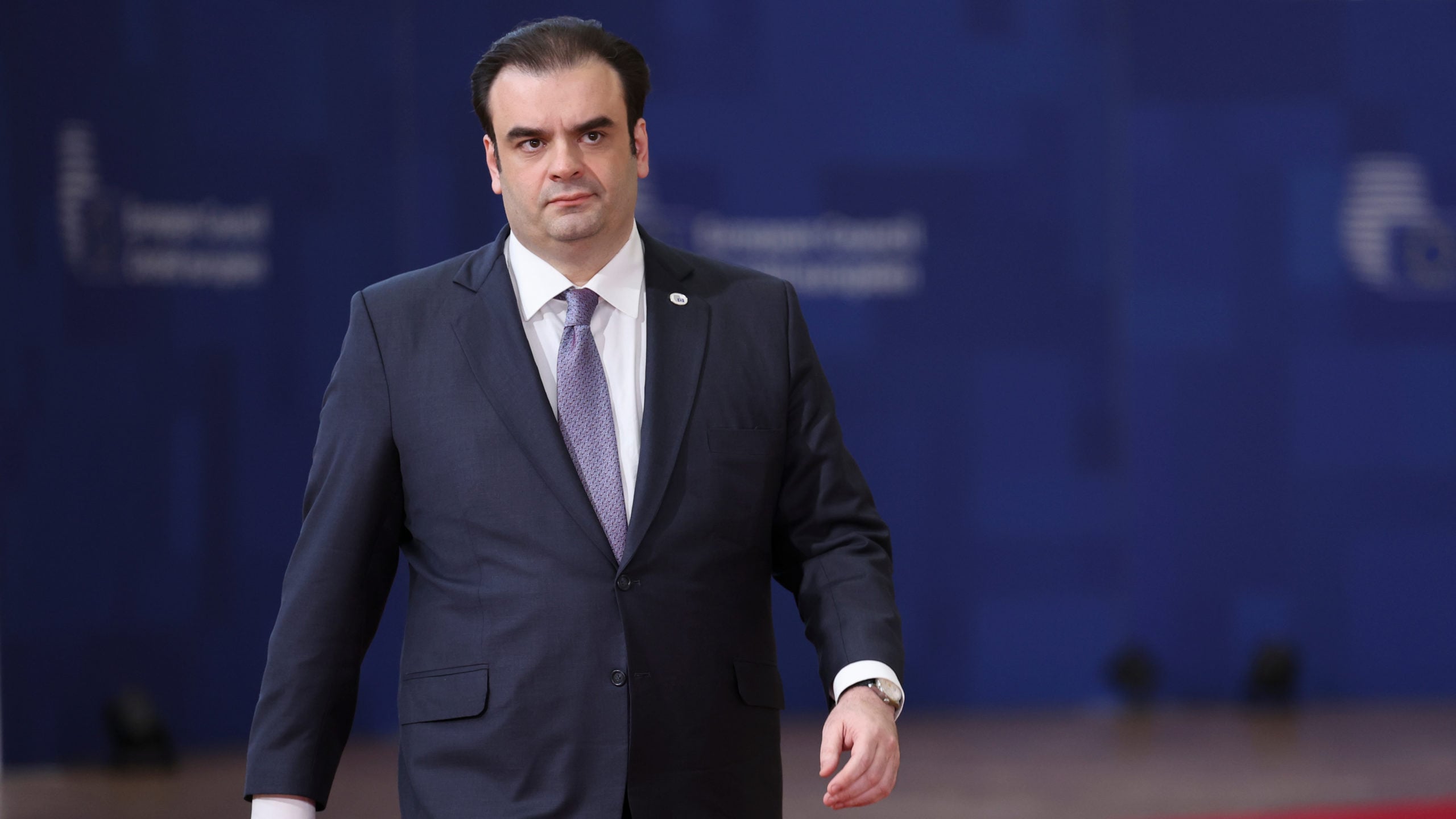 Πιερρακάκης στο Bloomberg: Η Ευρώπη προετοιμάζεται να απαντήσει στους δασμούς Τραμπ – Προτεραιότητα ο διάλογος