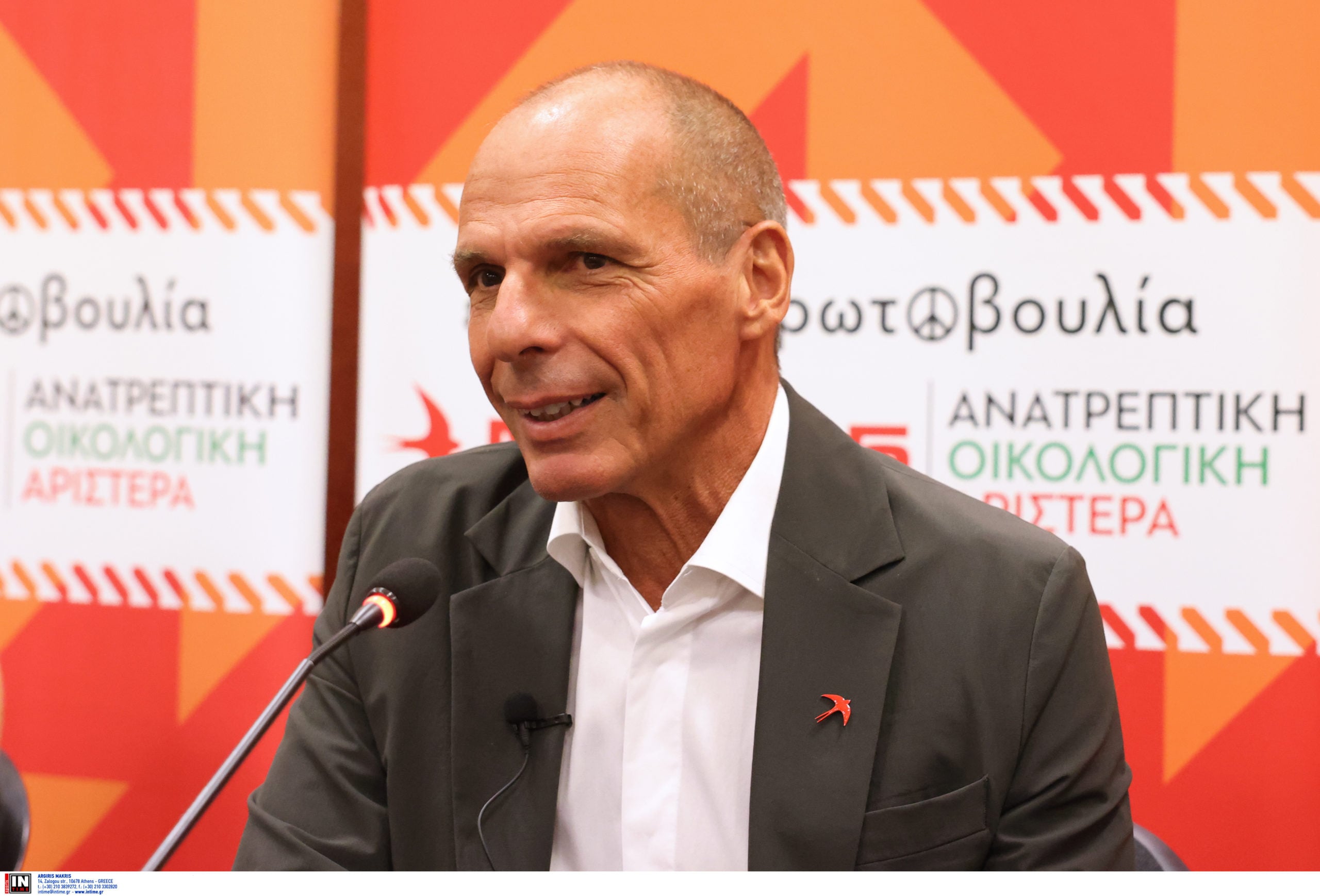 Βαρουφάκης: Απέκλεισε τη συμμετοχή του στο ντοκιμαντέρ για το 2015 – Η αντίδρασή του