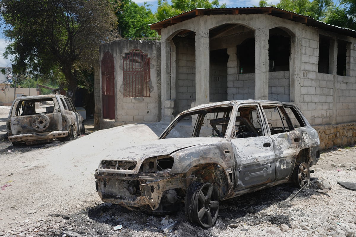 Πάνω από 78 νεκροί σε φονικές συγκρούσεις συμμοριών στην Αϊτή