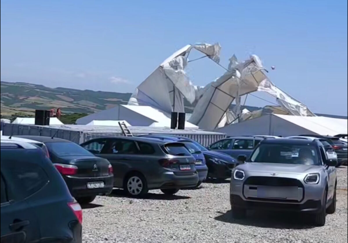 Χαλκιδική: Ανεμοστρόβιλος έπληξε πίστα καρτ στο Λάκκωμα – Αντικείμενα εκτοξεύθηκαν σε ύψος 200 μέτρων