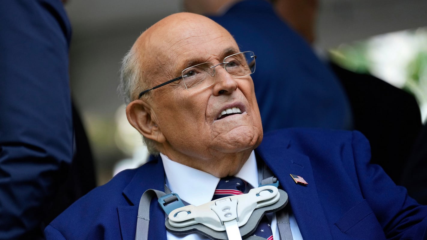 ΗΠΑ: Ο πρώην δήμαρχος Νέας Υόρκης Ρούντι Τζουλιάνι νοσηλεύεται σε σοβαρή κατάσταση