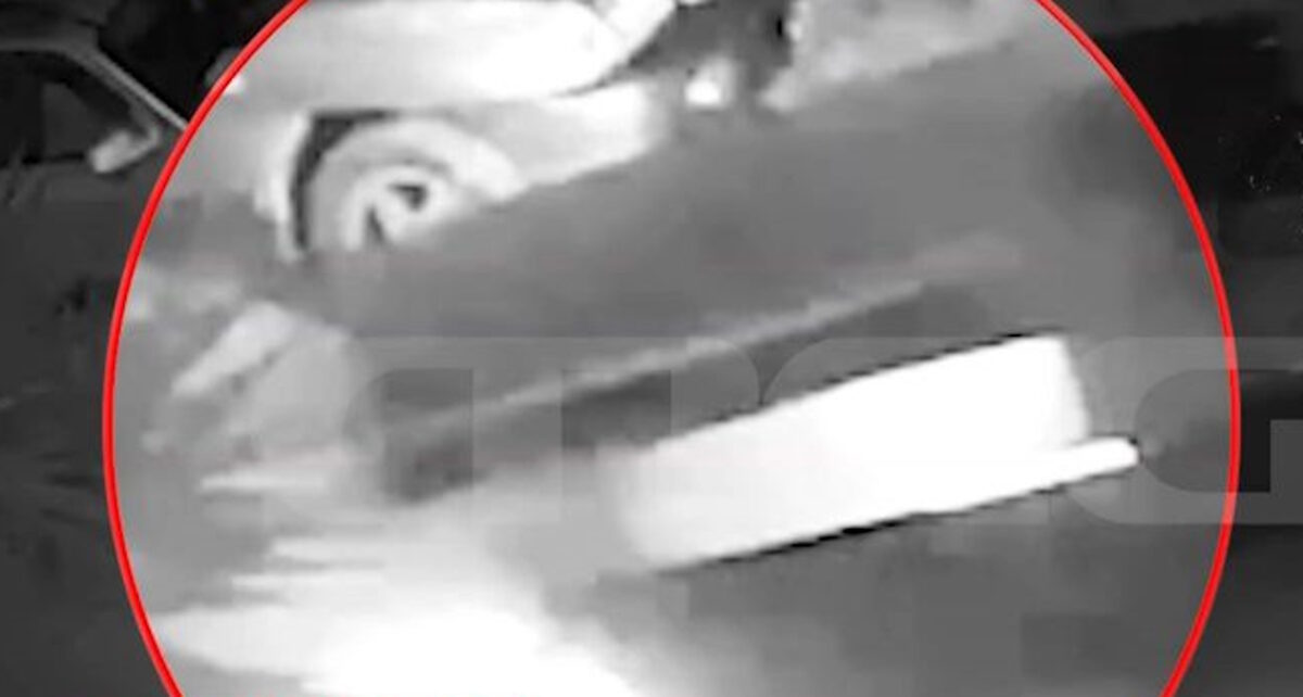 Αρτέμιδα: Βίντεο-σοκ από ληστεία ΑΤΜ, το φόρτωσαν σε φορτηγάκι και χάθηκαν