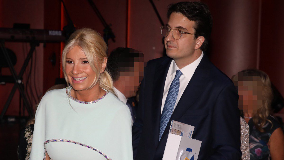 Φαίη Σκορδά – Αλέξανδρος Αθανασιάδης: Αναζητούν νέο σπίτι πριν τον γάμο τους!