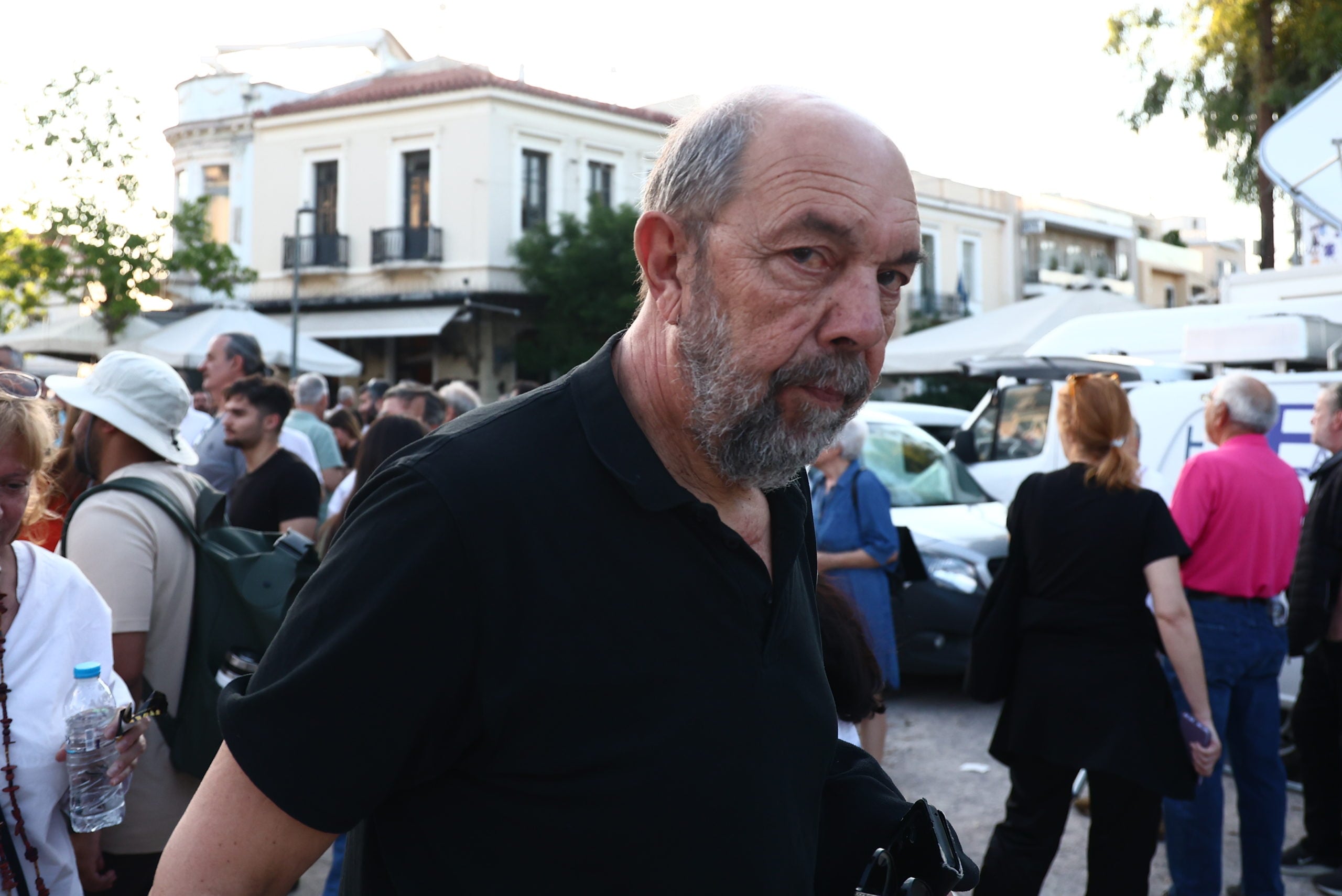 Η «ΕΛΑΣ – Ελληνική Αριστερή Συμπαράταξη» του Αλέξη Τσίπρα: Η ιδρυτική ανακοίνωση, οι 7 υποσχέσεις και το βίντεο με μουσική Κραουνάκη – Όλα όσα συνέβησαν στο Θησείο 32 Νίκος Μπελαβίλας
