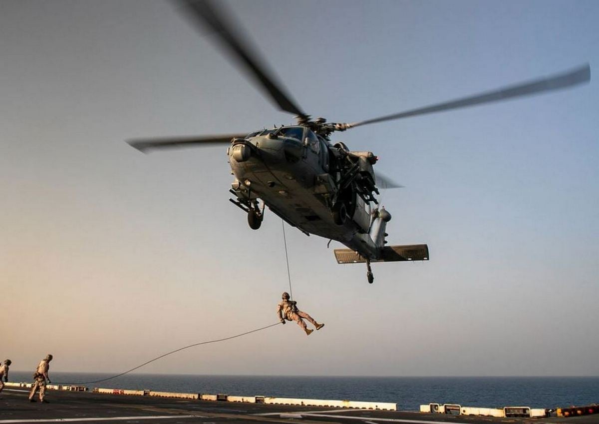 CENTCOM: Εκπαίδευση πεζοναυτών σε επιχείρηση κατάληψης «απείθαρχων» πλοίων