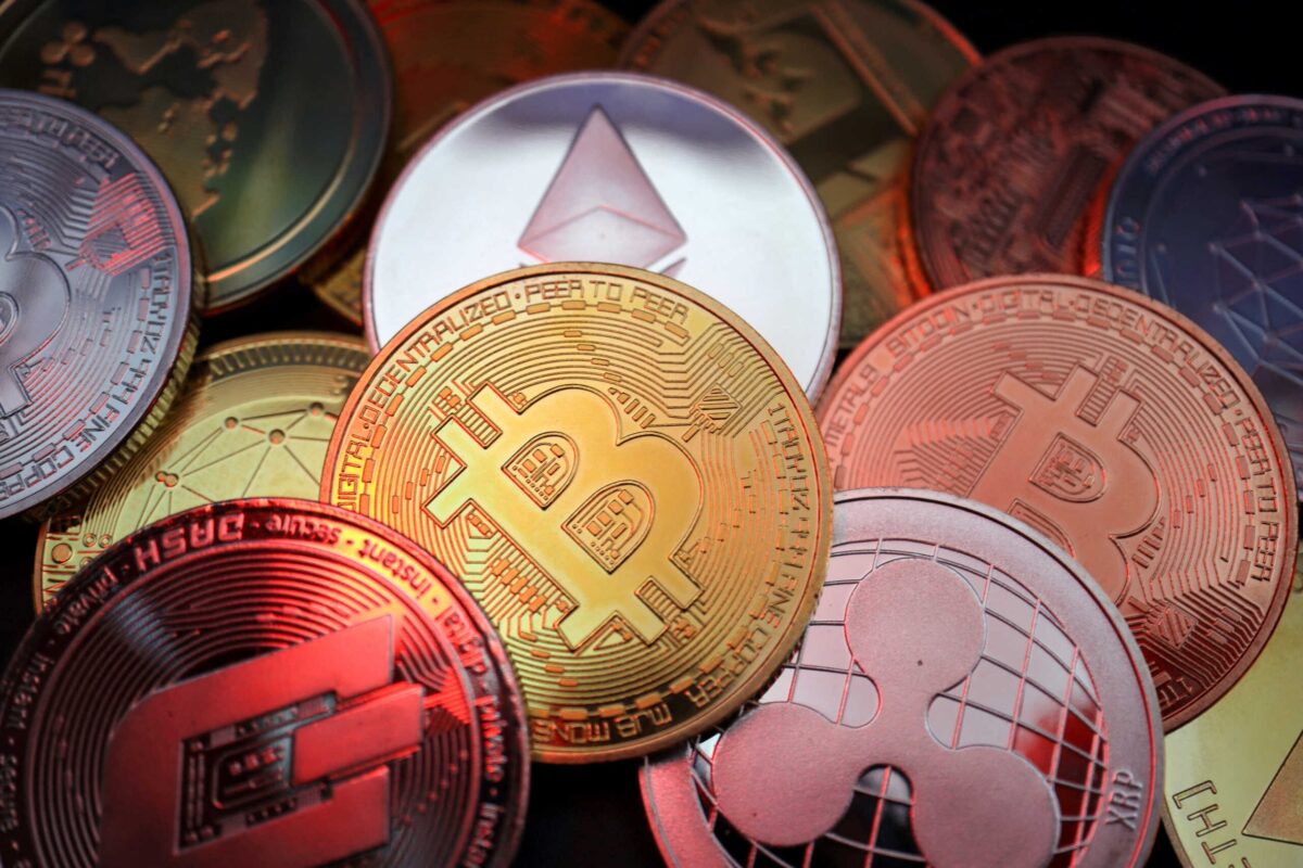 Bitcoin εκτοξεύεται πάνω από 80.000 δολάρια, φτάνοντας τριμηνιαίο ρεκόρ, όπως το Ether και άλλα κρυπτονομίσματα
