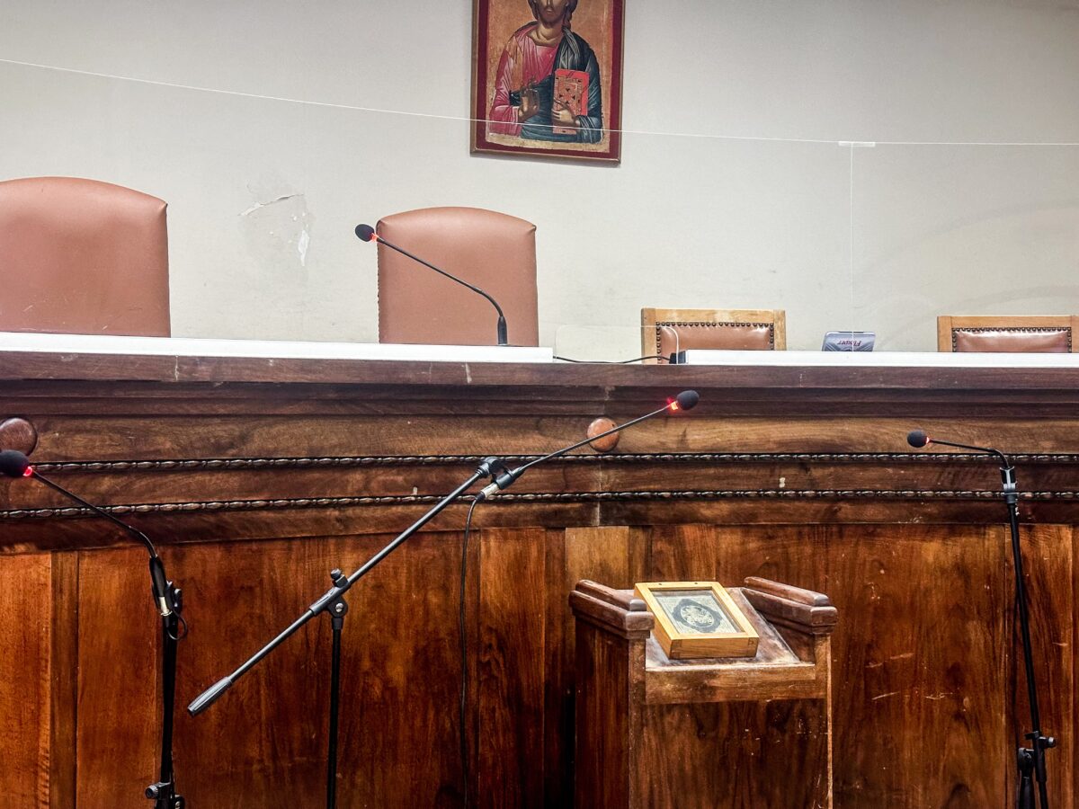 Αντίθετοι οι δικηγόροι με τη ρύθμιση των 72 δόσεων για φορολογικές και ασφαλιστικές οφειλές και ζητούν 120 δόσεις