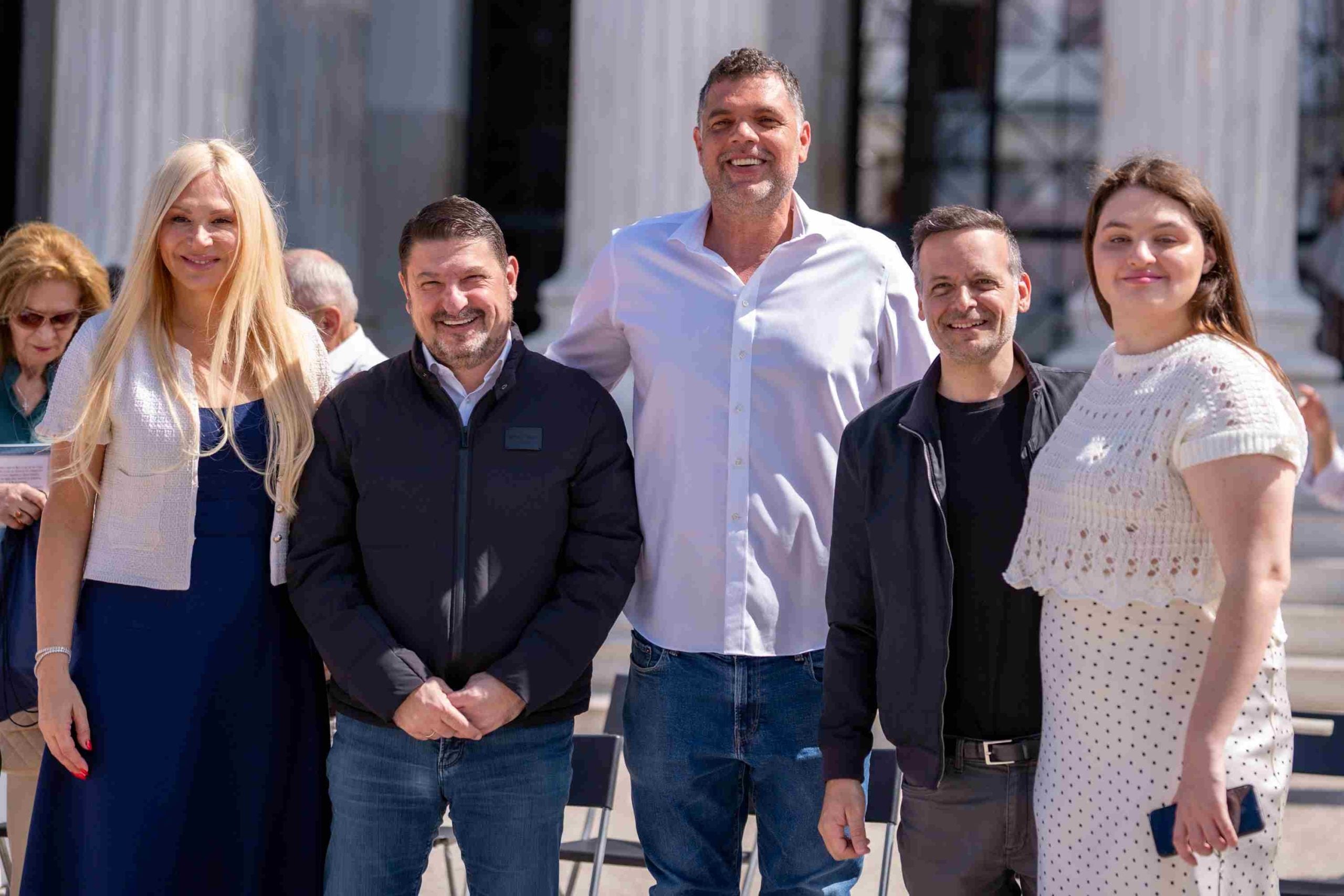 Χαρδαλιάς από τη Fan Zone στο Ζάππειο: «Το EuroLeague Final Four δείχνει ξεκάθαρα ότι η Αττική φιλοξενεί με επιτυχία κορυφαία αθλητικά δρώμενα» 3 Χαρδαλιάς από τη Fan Zone στο Ζάππειο: «Το EuroLeague Final Four δείχνει ξεκάθαρα ότι η Αττική φιλοξενεί με επιτυχία κορυφαία αθλητικά δρώμενα»