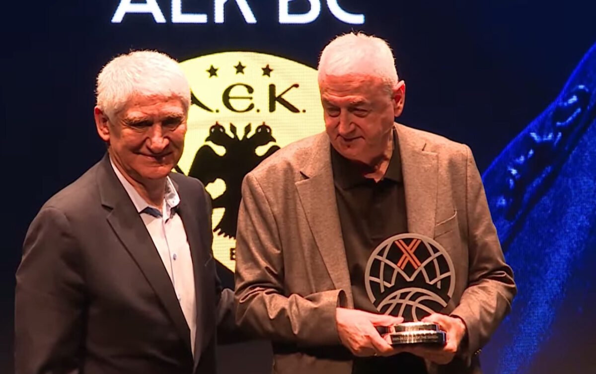 Ο Φρανκ Μπάρτλεϊ της ΑΕΚ MVP της σεζόν στο BCL, ο Ντράγκαν Σάκοτα κορυφαίος προπονητής