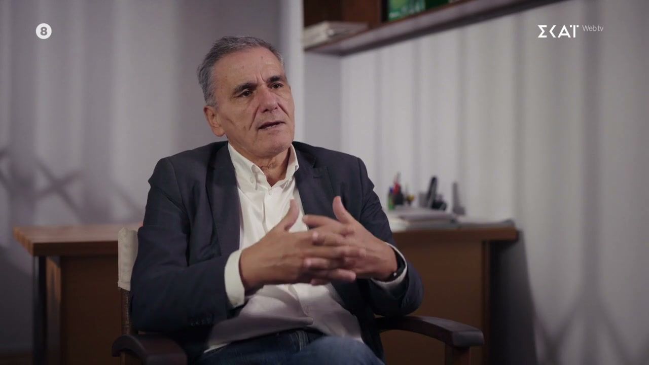 Ε. Τσακαλώτος: «Λάθος που δεν ψηφίσαμε για ΠτΔ και έπεσε η κυβέρνηση Σαμαρά-Βενιζέλου»