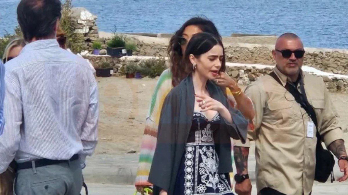 Emily in Paris: Πρώην παίκτρια του My Style Rocks συμμετέχει στα γυρίσματα της Μυκόνου – Ποια είναι και πόσα λεφτά παίρνει την ημέρα