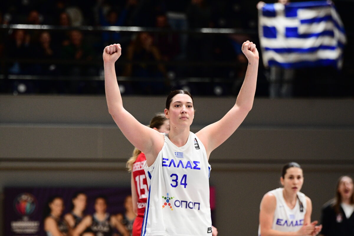 Εντυπωσιακή κίνηση του Αθηναϊκού: Παρουσιάστηκε η Μαριέλλα Φασούλα