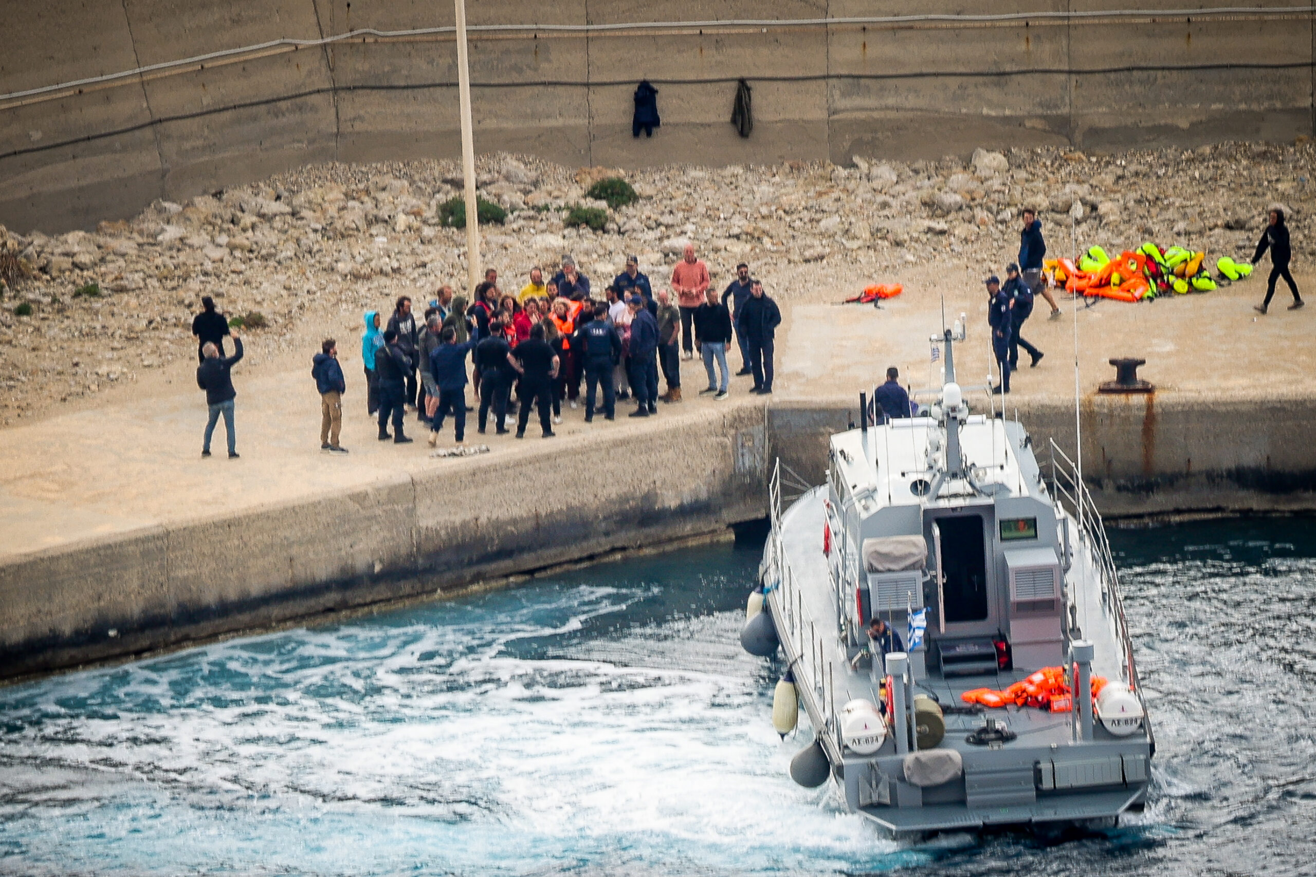 Με αρματαγωγό κατέφθασαν στην Κρήτη οι 175 ακτιβιστές του στολίσκου «Global Sumud Flotilla» για τη Γάζα