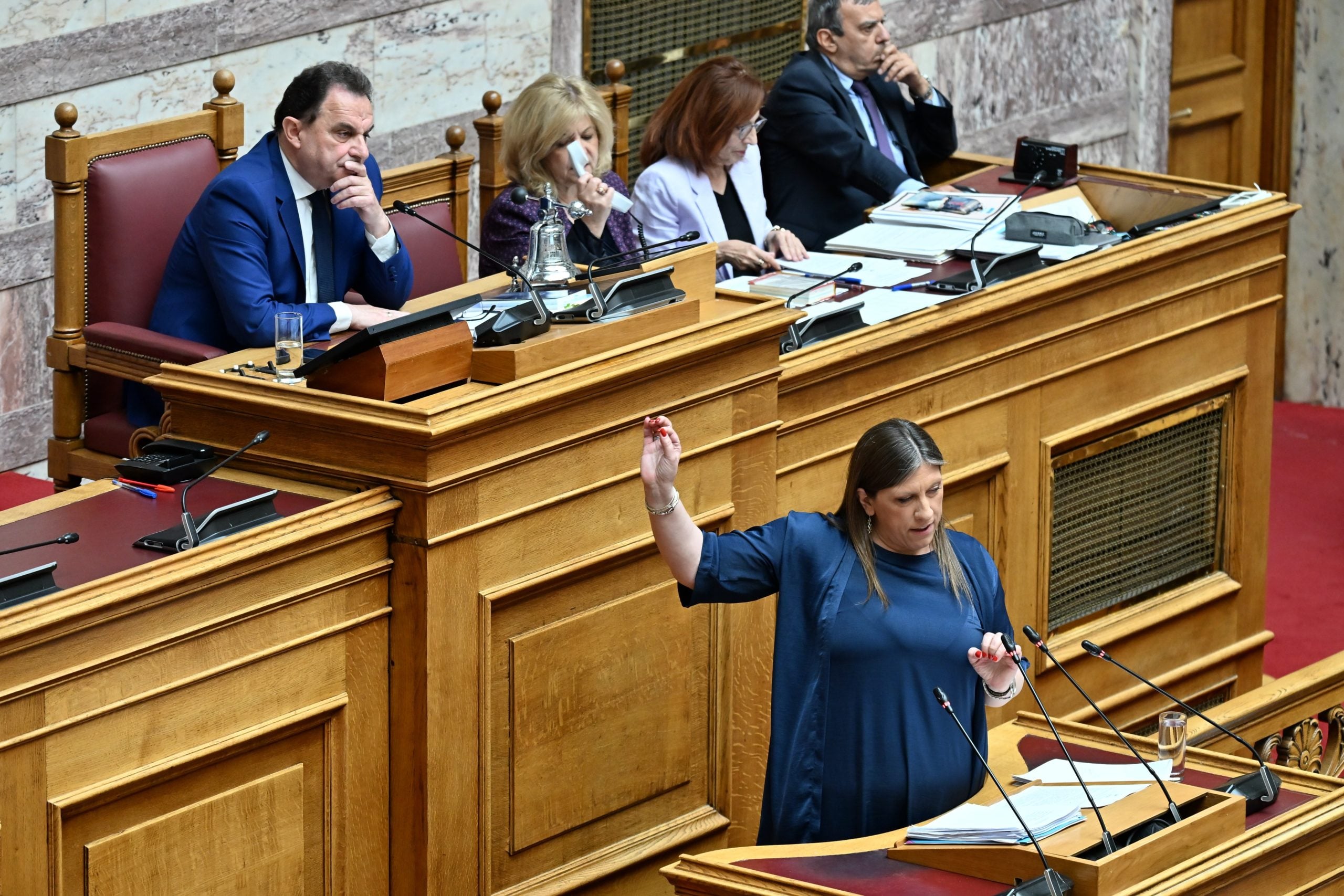 Σύγκρουση στη Βουλή: Η Κωνσταντοπούλου κατηγορεί τον Γεωργαντά για καθήκοντα και εξουσία – Η αντίδραση του προέδρου της Βουλής