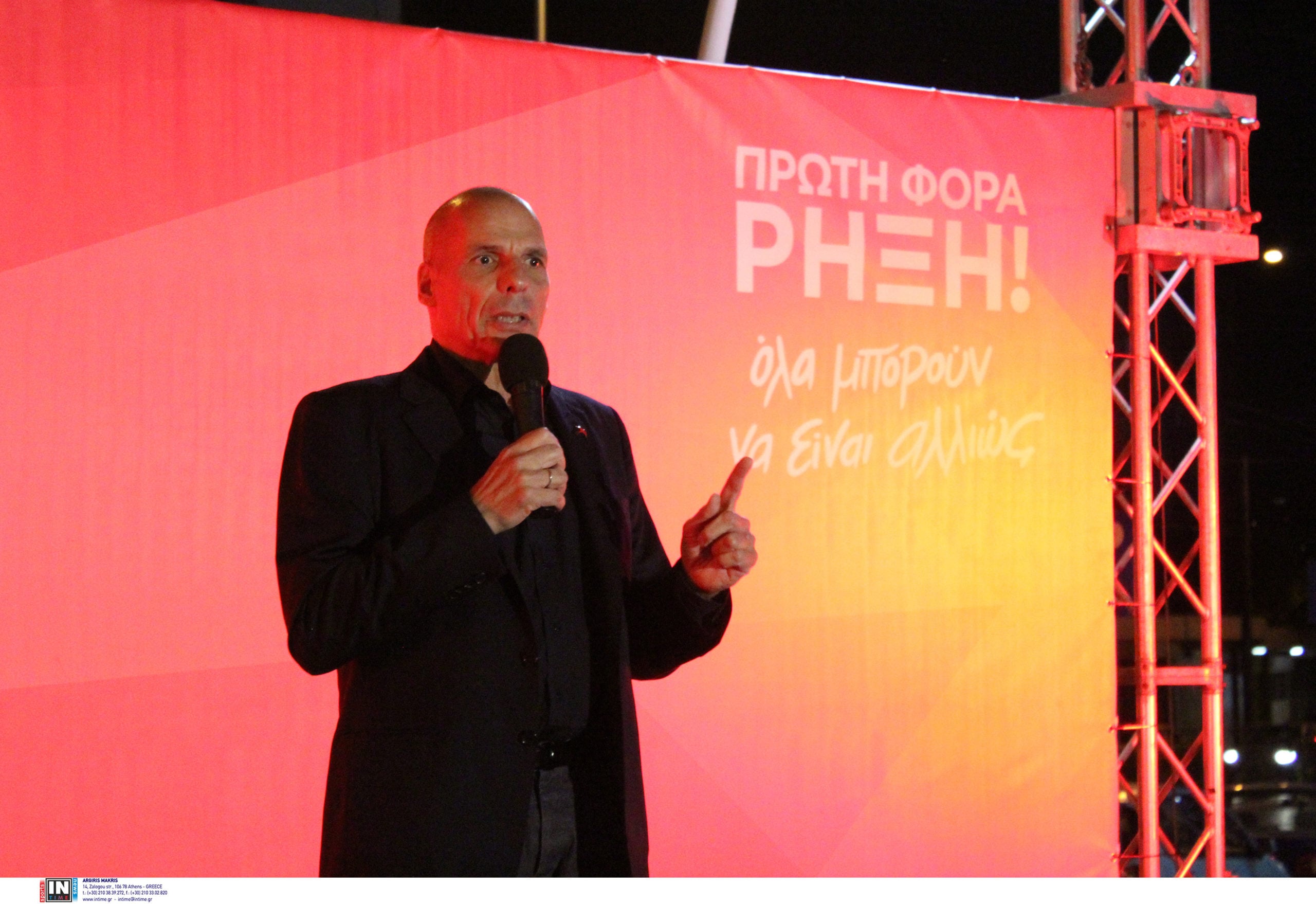 Ο Βαρουφάκης απορρίπτει την Eurovision: «Ανακαλύψτε κάτι διαφορετικό για να περάσετε υπέροχα αυτό το Σάββατο»