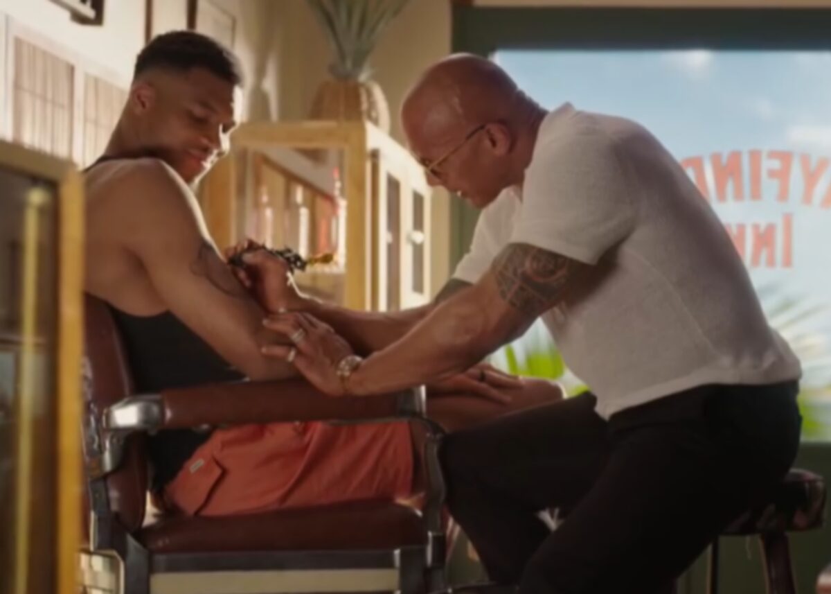 Ο Γιάννης Αντετοκούνμπο λάμπει δίπλα στον «The Rock» σε προωθητικό βίντεο για την ταινία «Moana»