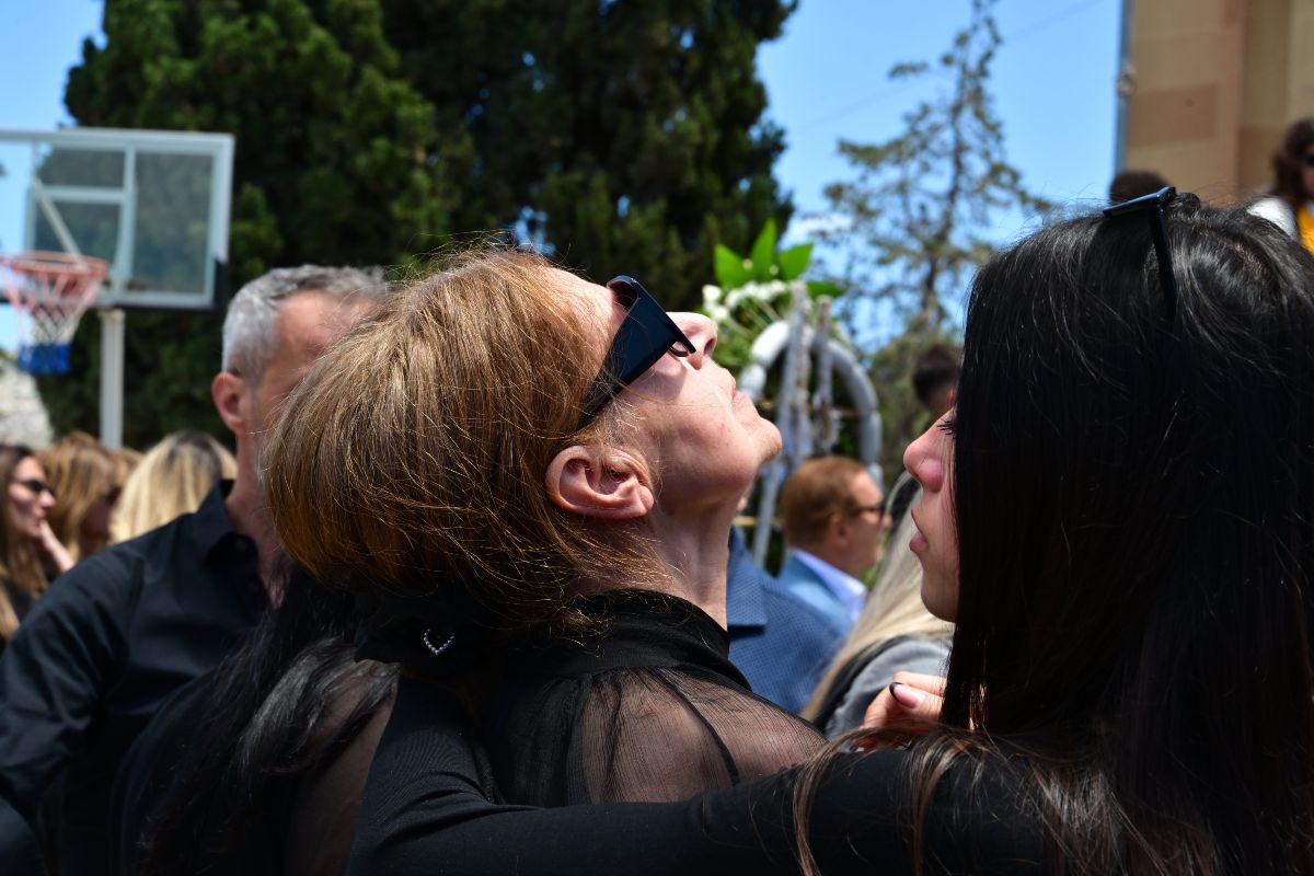 Κηδεία Γωγώς Μαστροκώστα
