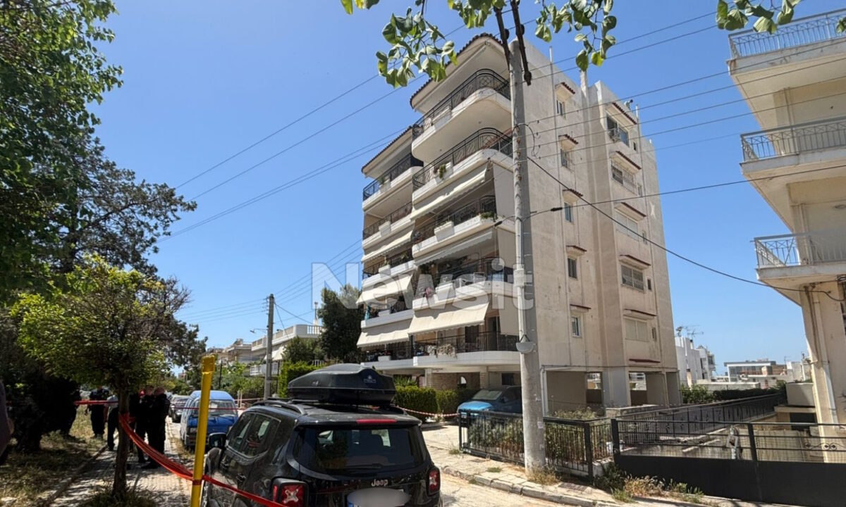 Home 78 Ηλιούπολη: Στο ΚΑΤ διακομίζεται η δεύτερη 17χρονη μετά την πτώση από τον 6ο όροφο πολυκατοικίας