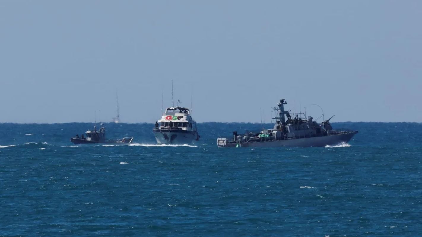 ΥΠΕΞ: Οι Έλληνες του «Global Sumud Flotilla» μεταφέρονται στο λιμάνι του Ασντόντ – «Απαιτούμε πλήρη σεβασμό στο Διεθνές Δίκαιο»