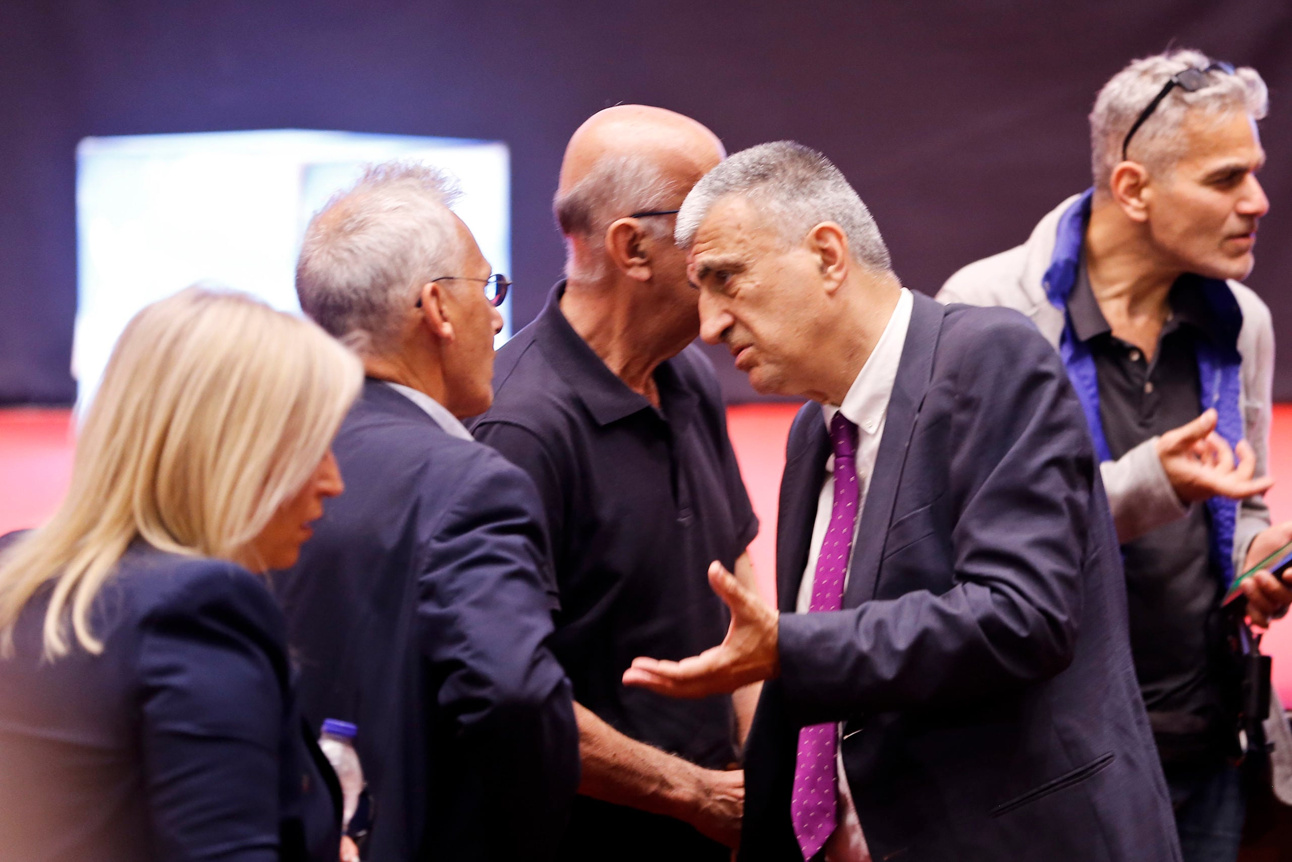 «Ελπίδα για τη Δημοκρατία» το κόμμα της Μαρία Καρυστιανού – Το μαύρο τριαντάφυλλο, η έκπληξη με την Μουτσάτσου και οι παρουσίες στο «Ολύμπιον»