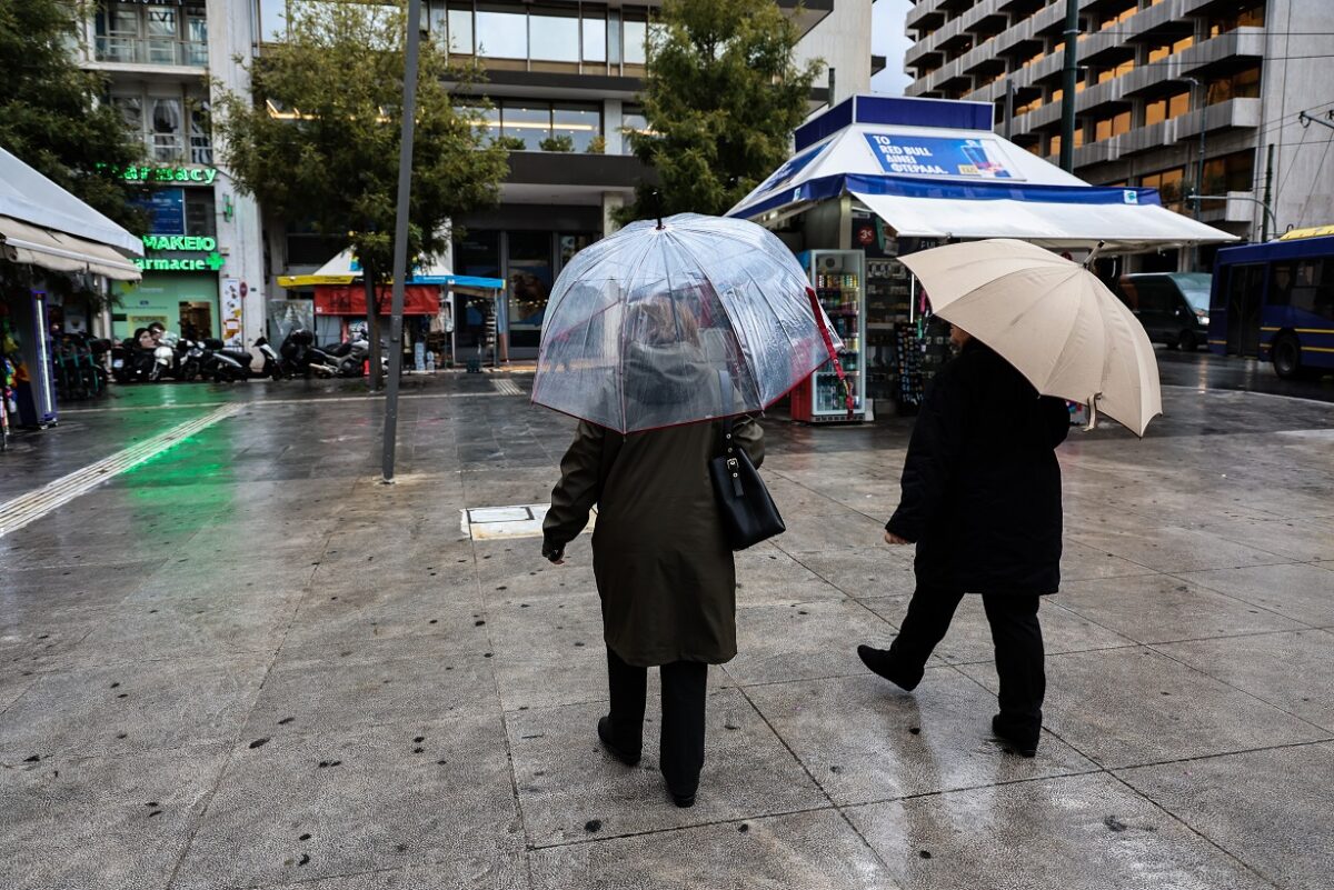 Καιρός αύριο: Νεφώσεις και σποραδικές βροχοπτώσεις