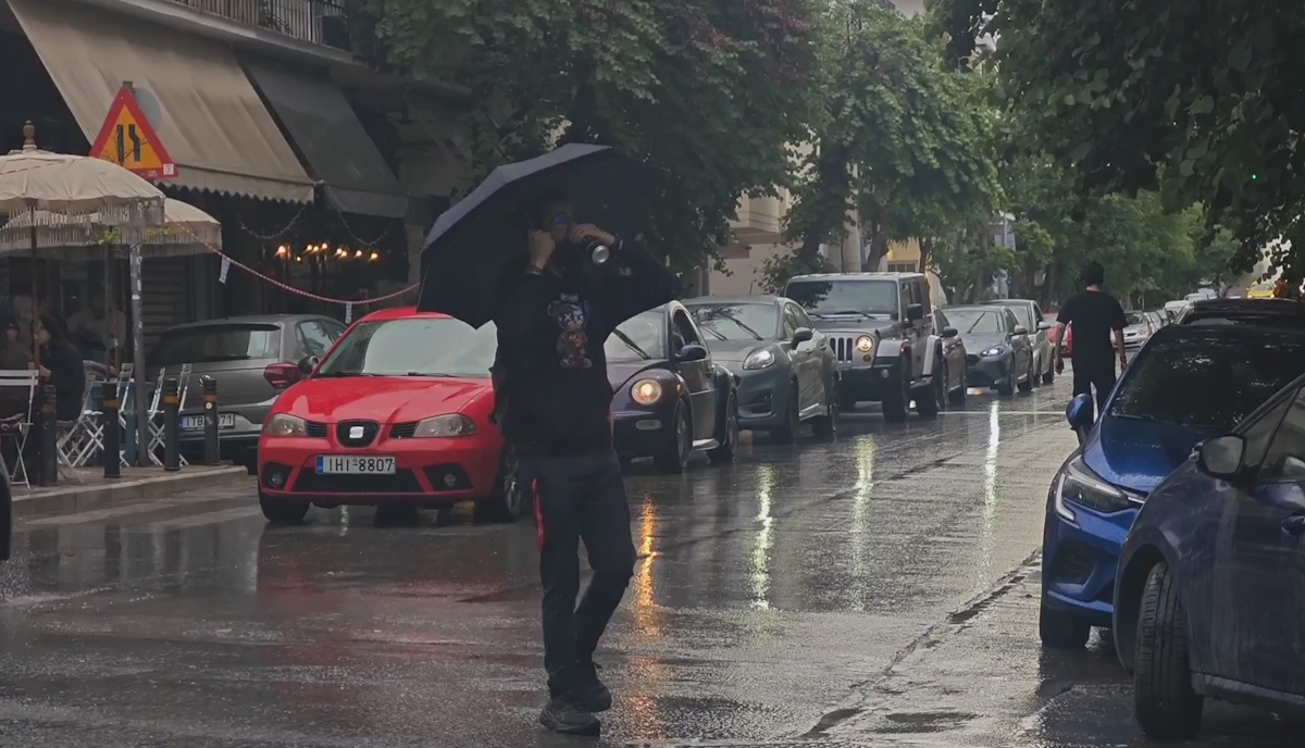 Καιρός: Βροχερή Πέμπτη στην Αθήνα, καταιγίδες και χαλάζι τις επόμενες 24 ώρες σε πολλές περιοχές της χώρας