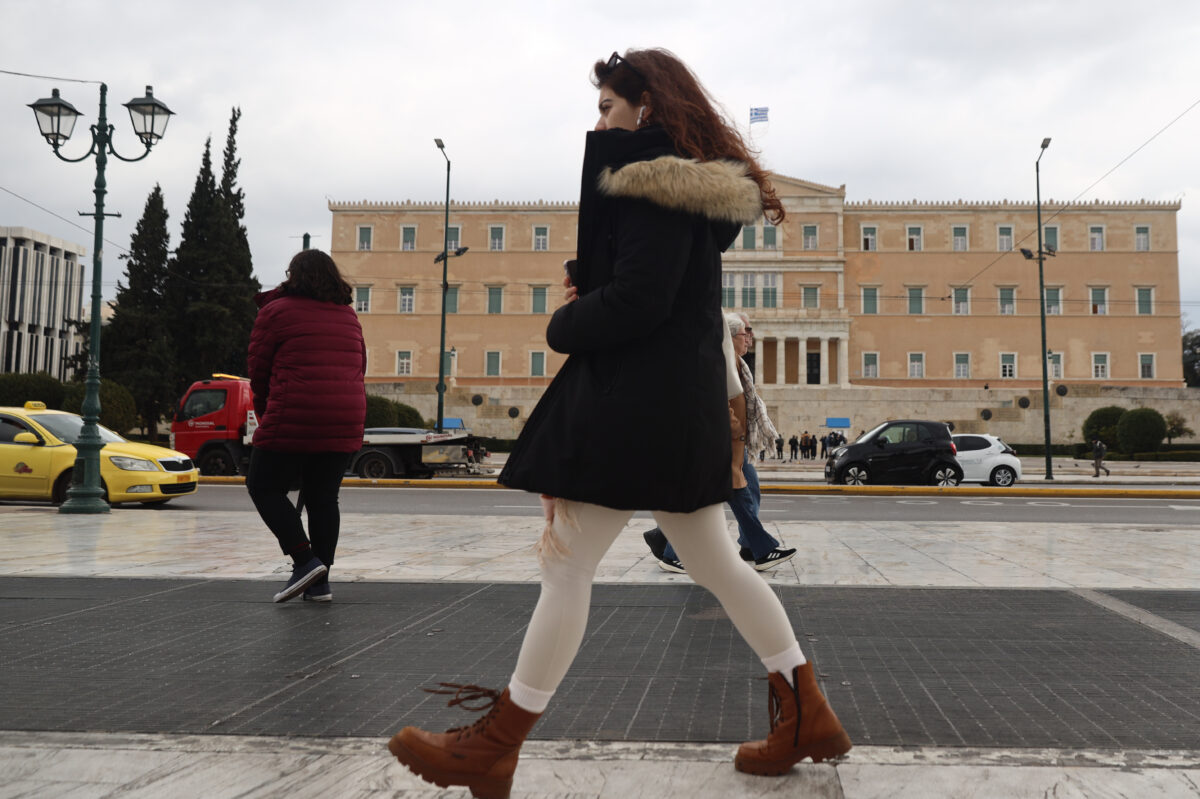 Καιρός σήμερα: Καταιγίδες, βροχές και άνεμοι 8 μποφόρ – Πού αναμένονται χιόνια