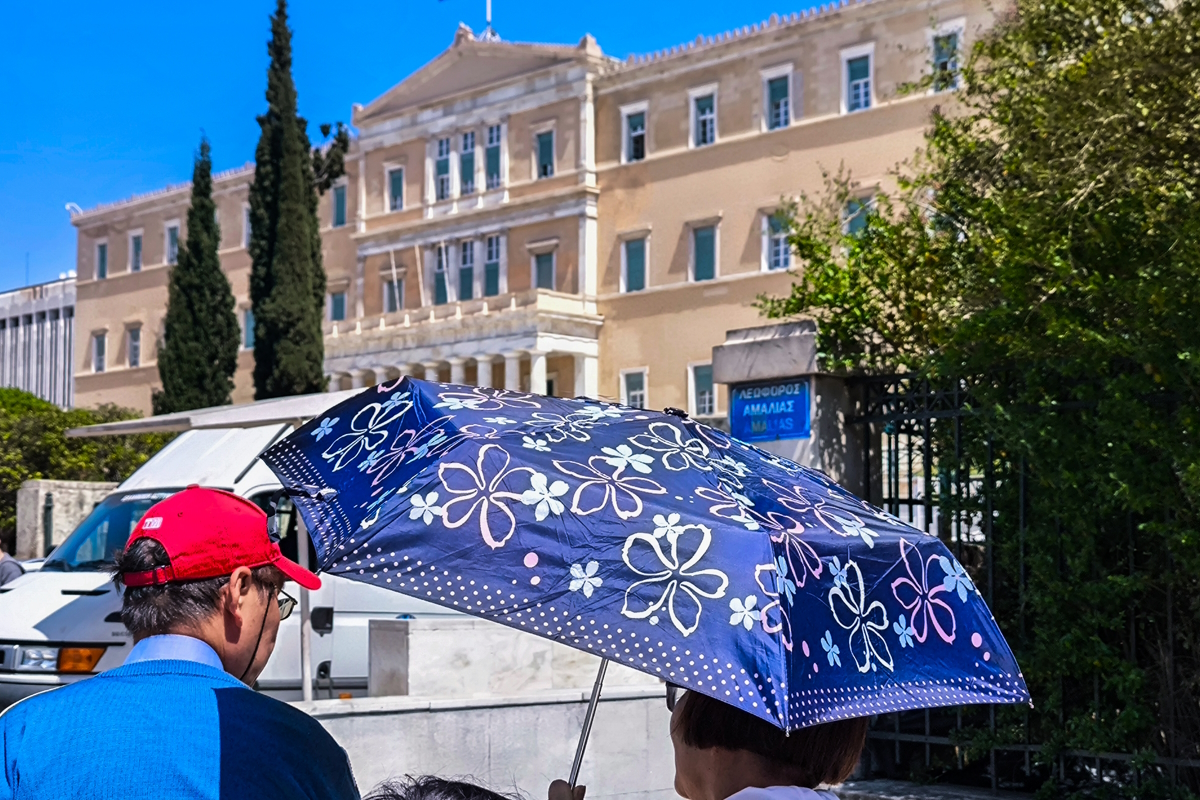 Καιρός αύριο: Συνεχής άνοδος της θερμοκρασίας – Σποραδικές βροχές σε ηπειρωτικά και ορεινά