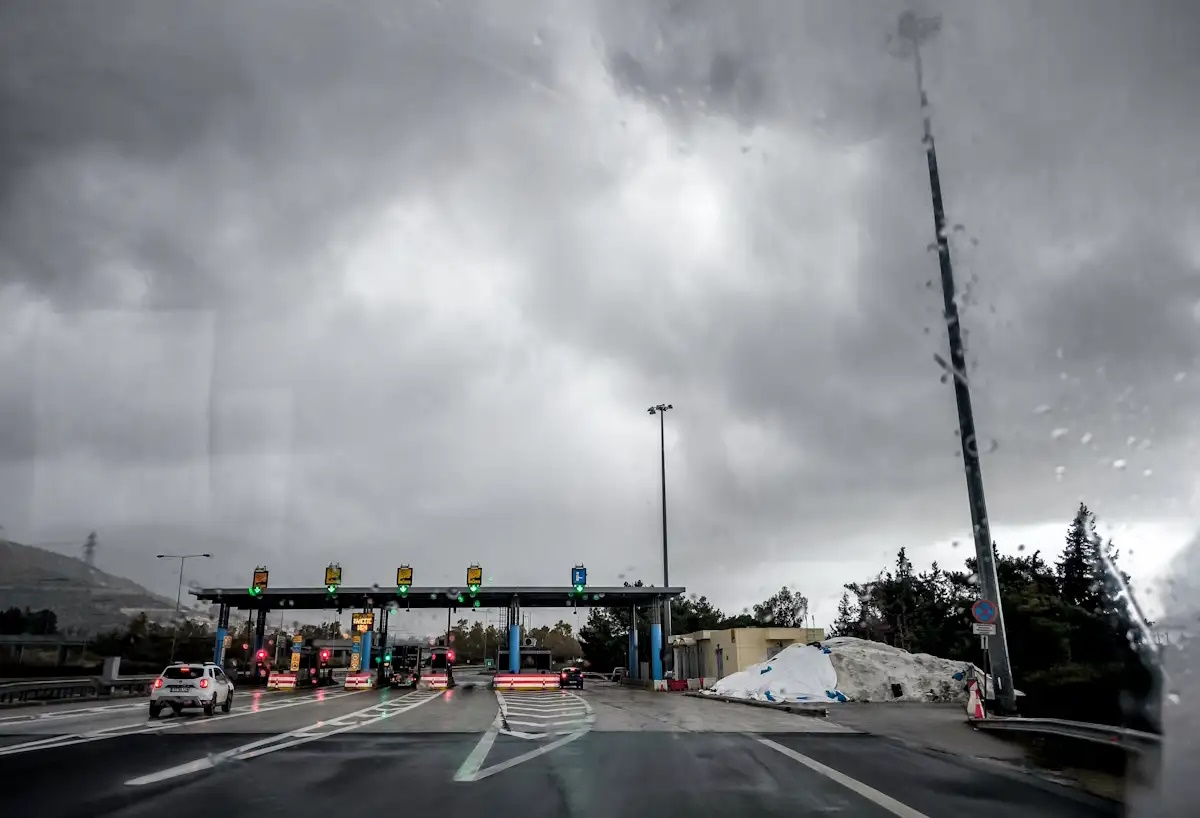 Καιρός σήμερα: Καταιγίδες και βροχές σε ανατολική Μακεδονία και Θράκη, πλήρης πρόγνωση