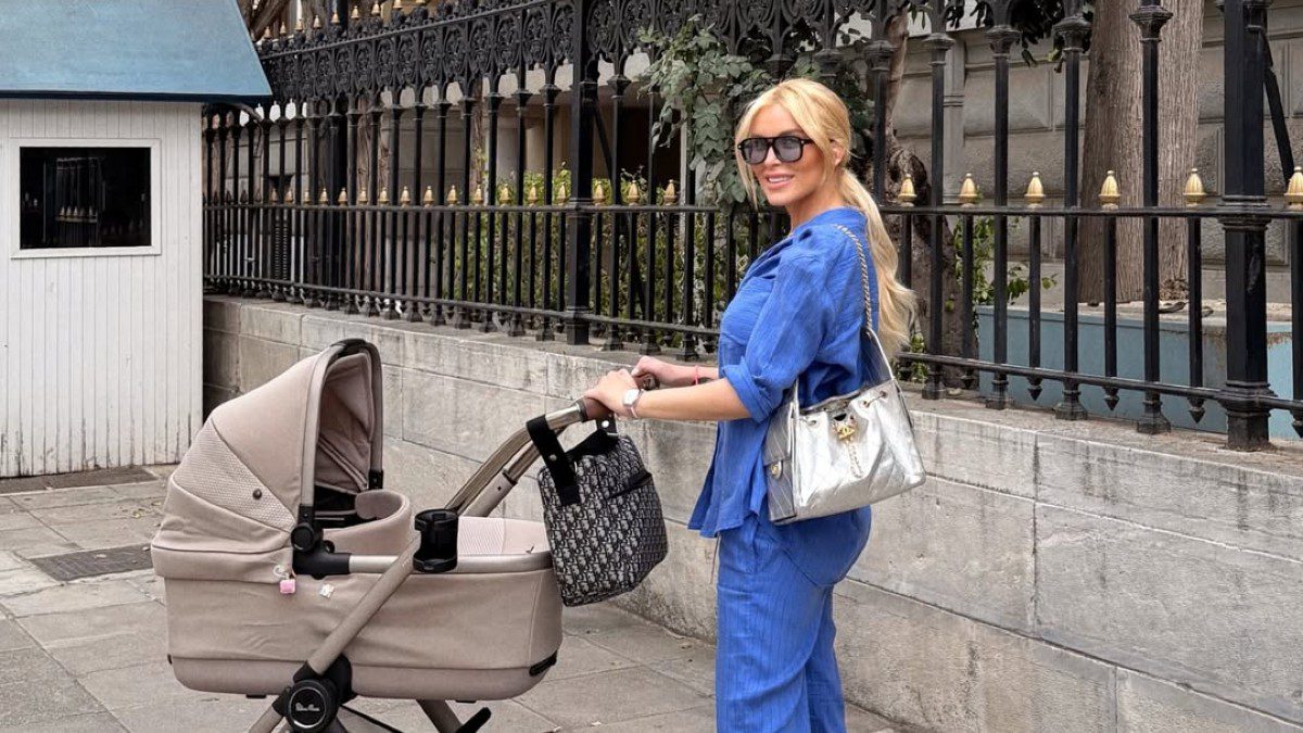 Κατερίνα Καινούργιου: Η πρώτη εξόρμηση με την κόρη της – Ποιος είναι ο προορισμός και το πολυτελές ξενοδοχείο που διαμένει